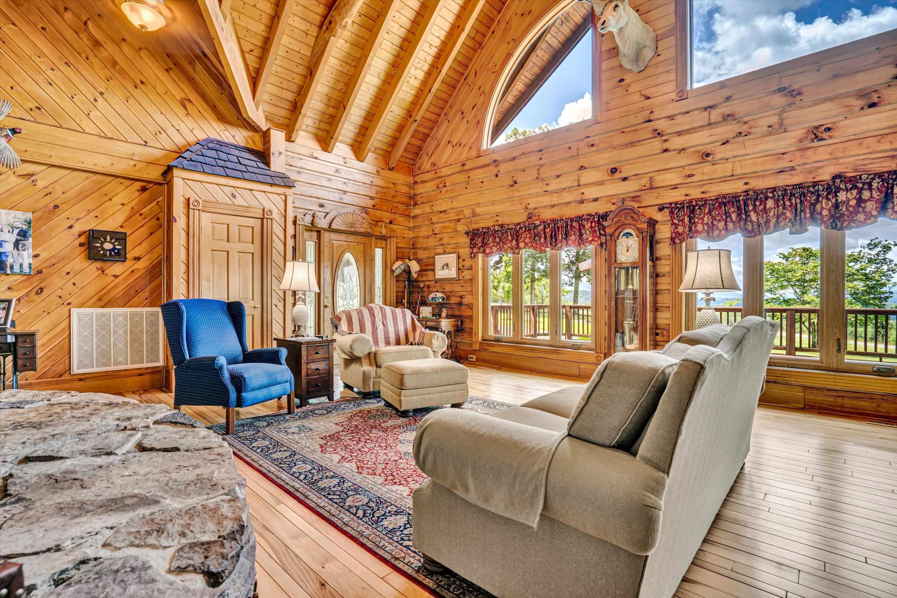 500 Jacksons Flat Common Covington VA 24426