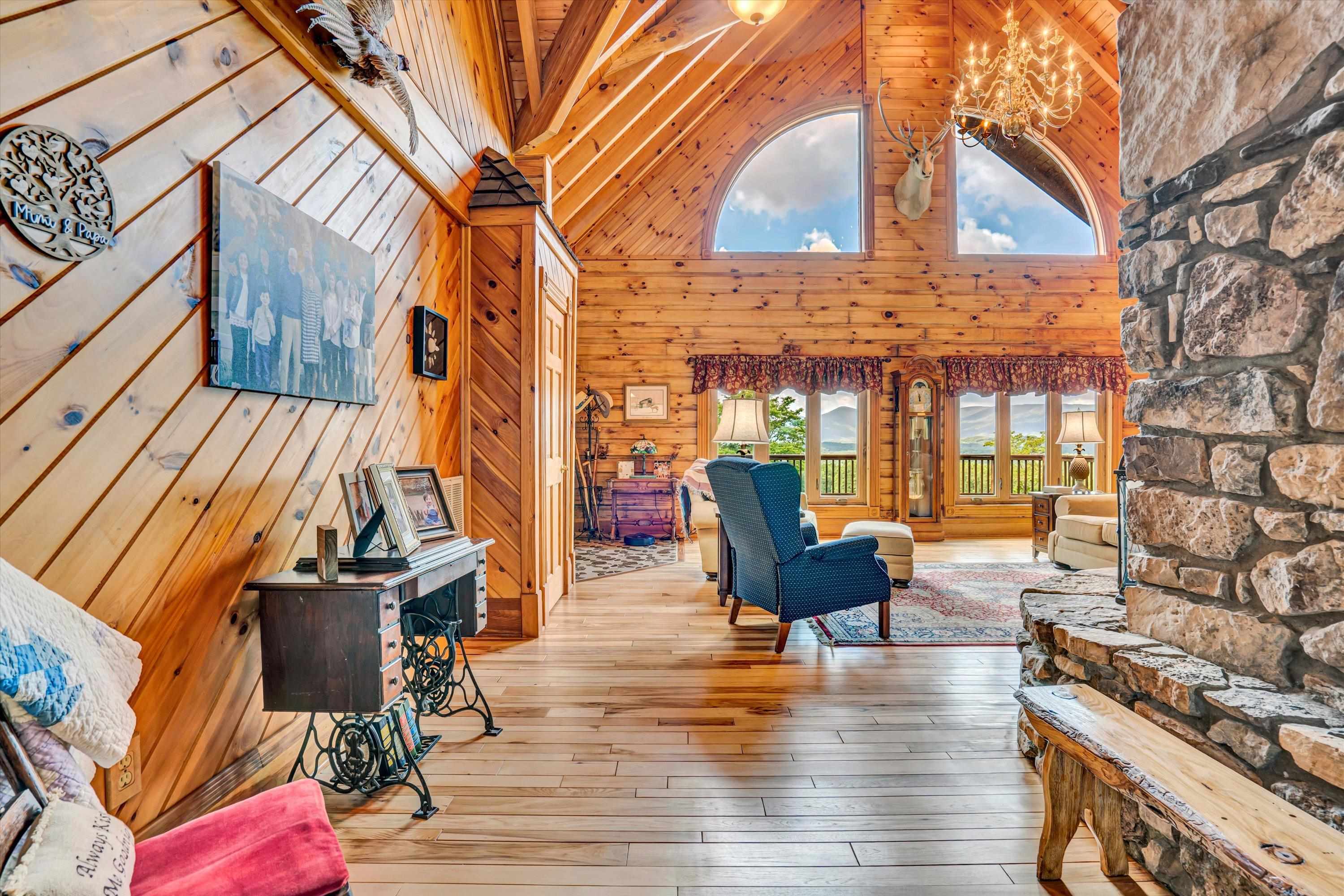 500 Jacksons Flat Common Covington VA 24426