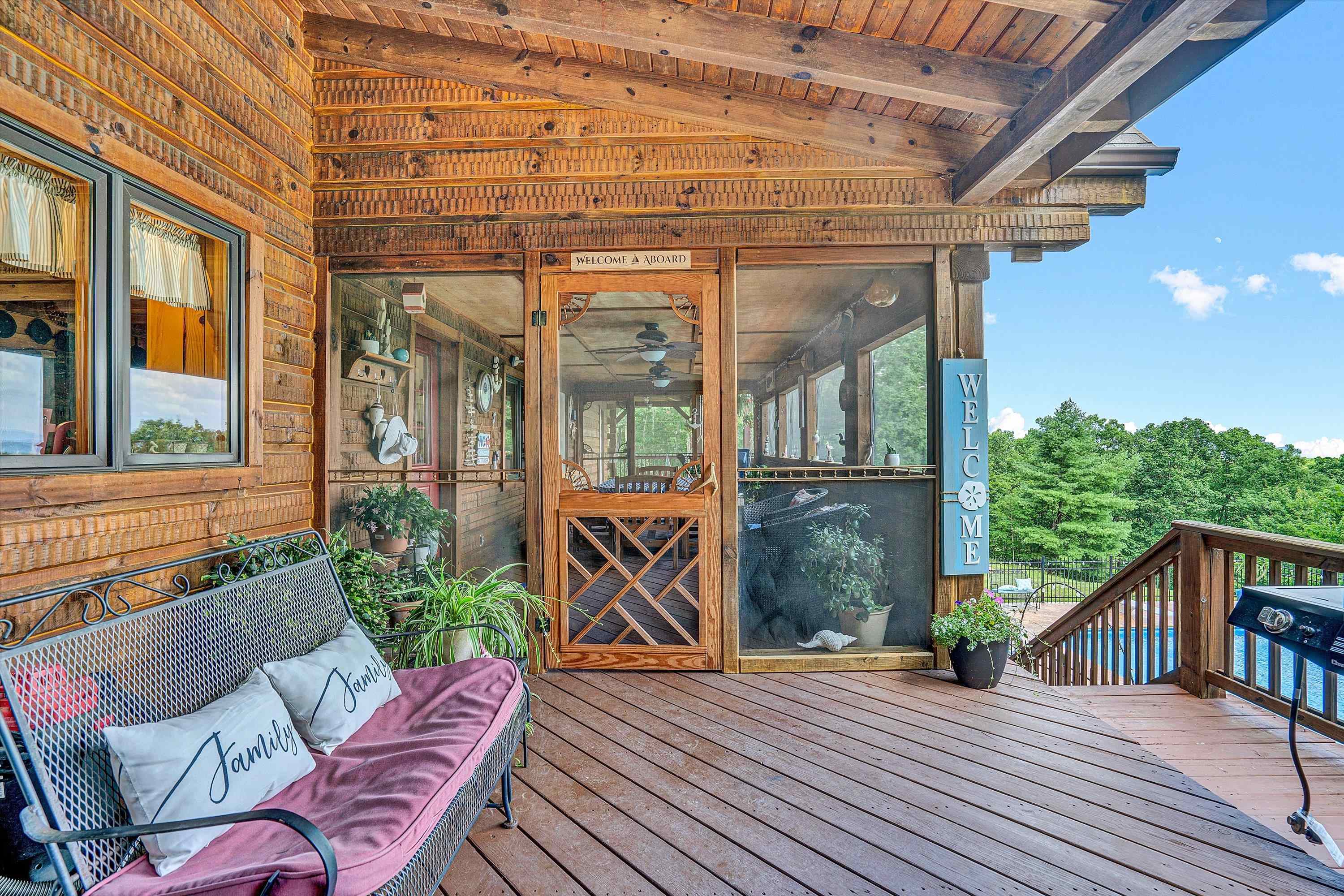 500 Jacksons Flat Common Covington VA 24426