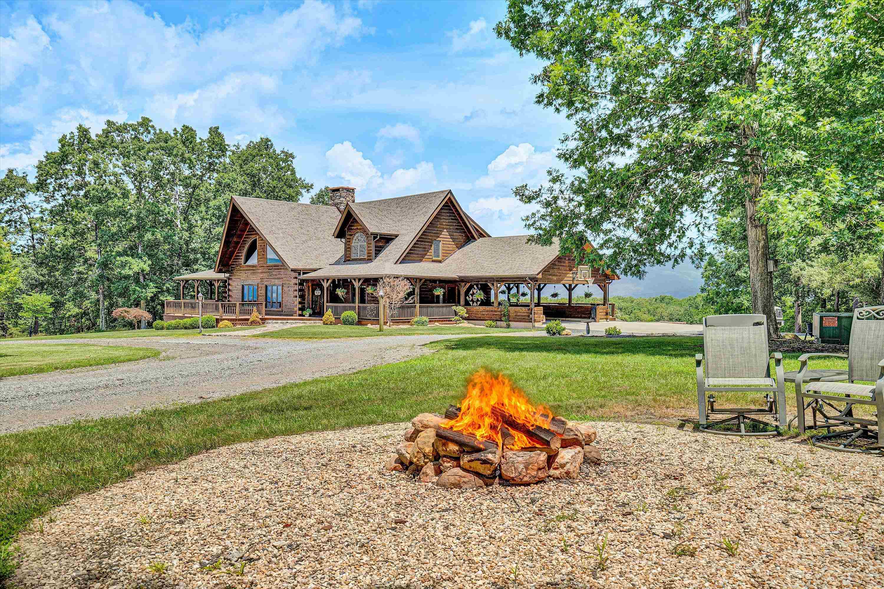 500 Jacksons Flat Common Covington VA 24426