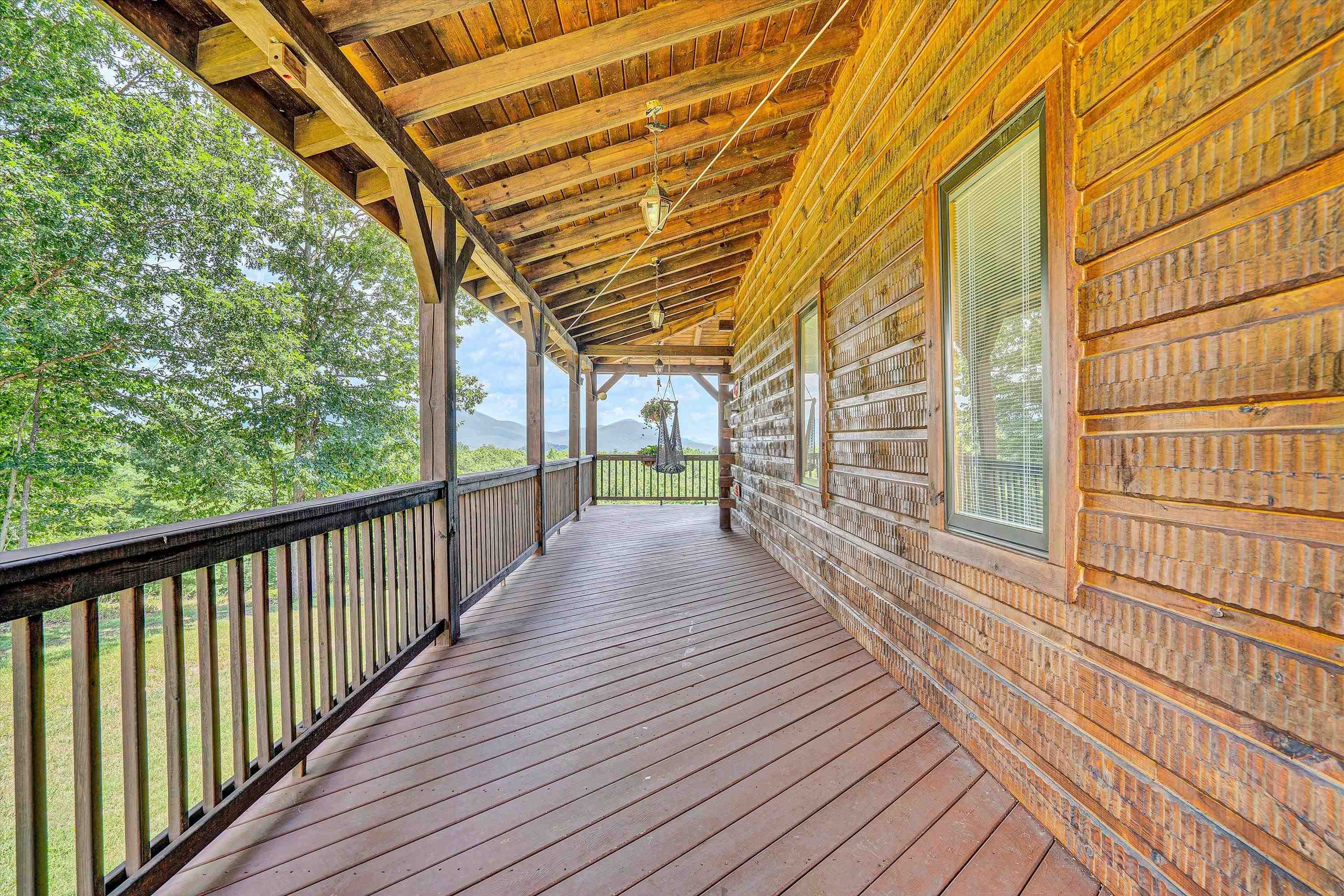 500 Jacksons Flat Common Covington VA 24426