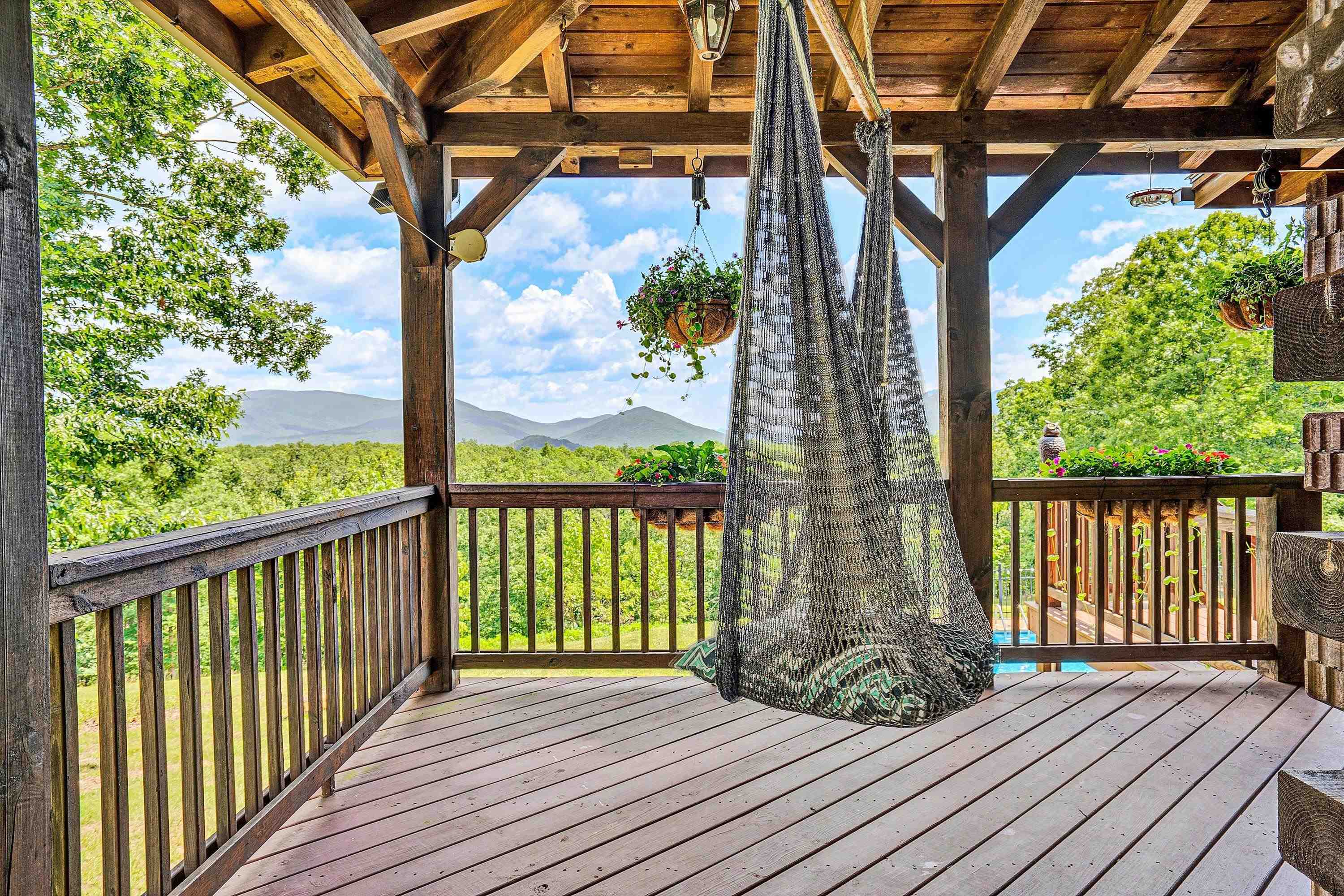 500 Jacksons Flat Common Covington VA 24426