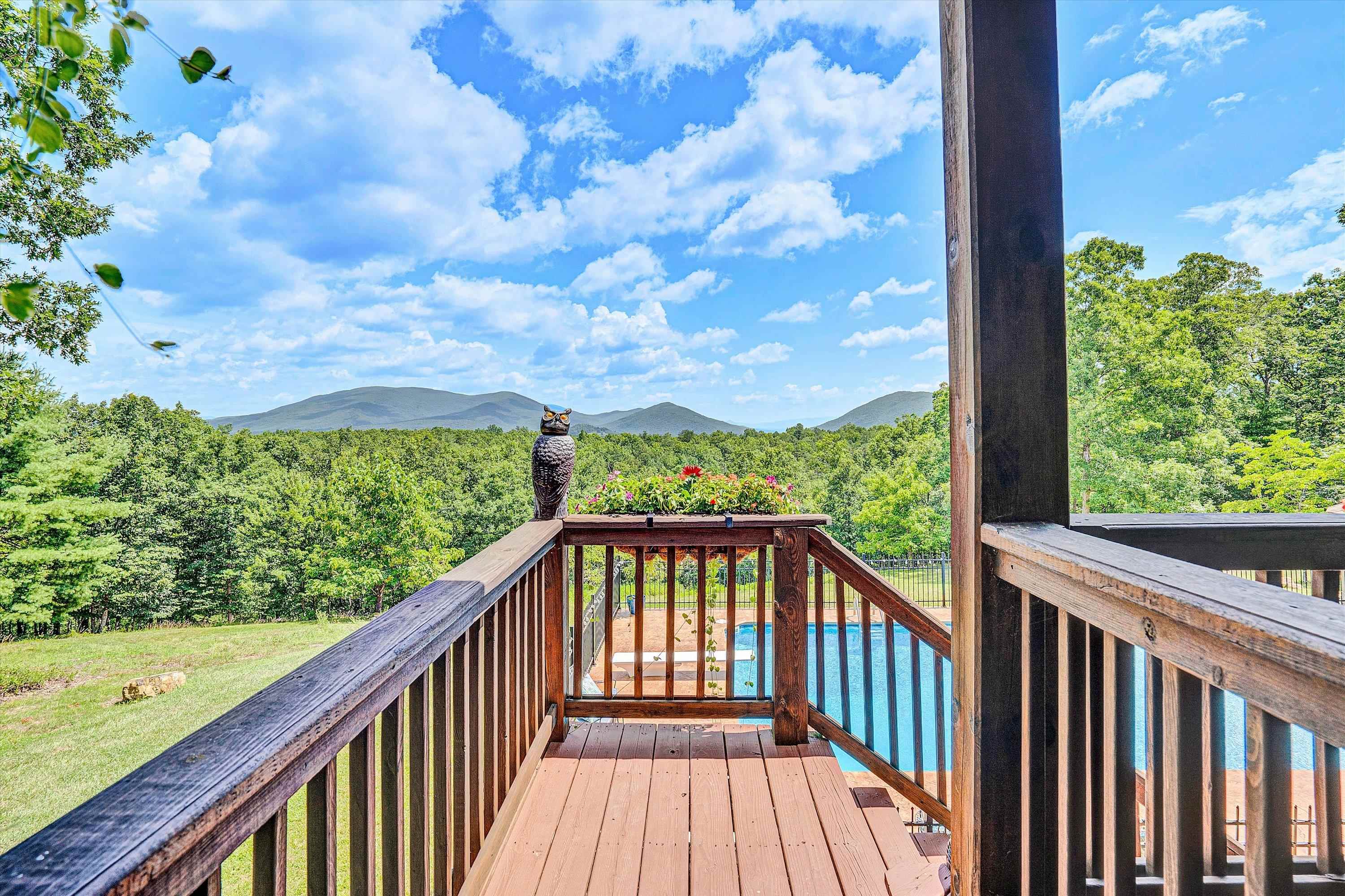 500 Jacksons Flat Common Covington VA 24426