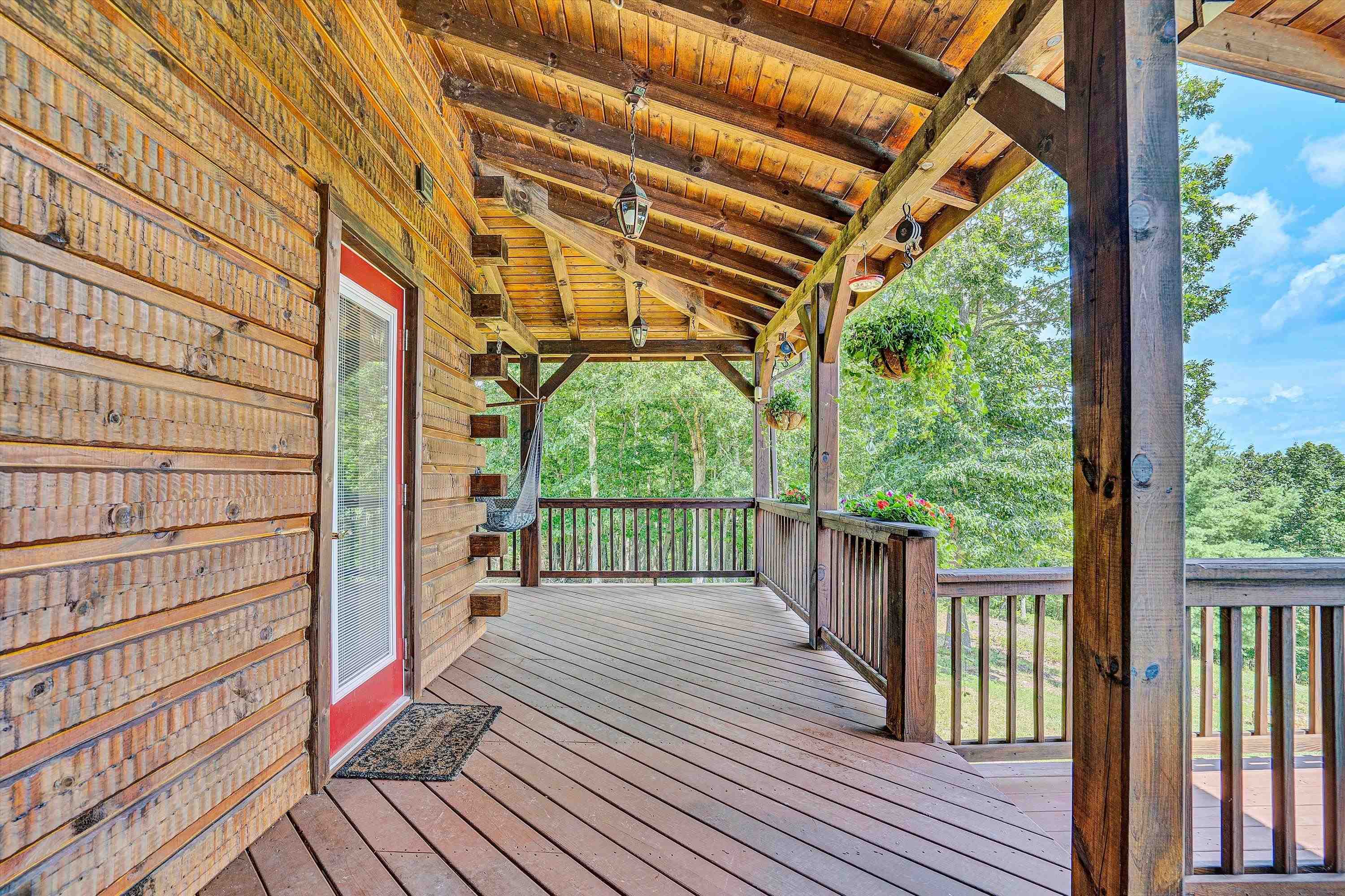 500 Jacksons Flat Common Covington VA 24426