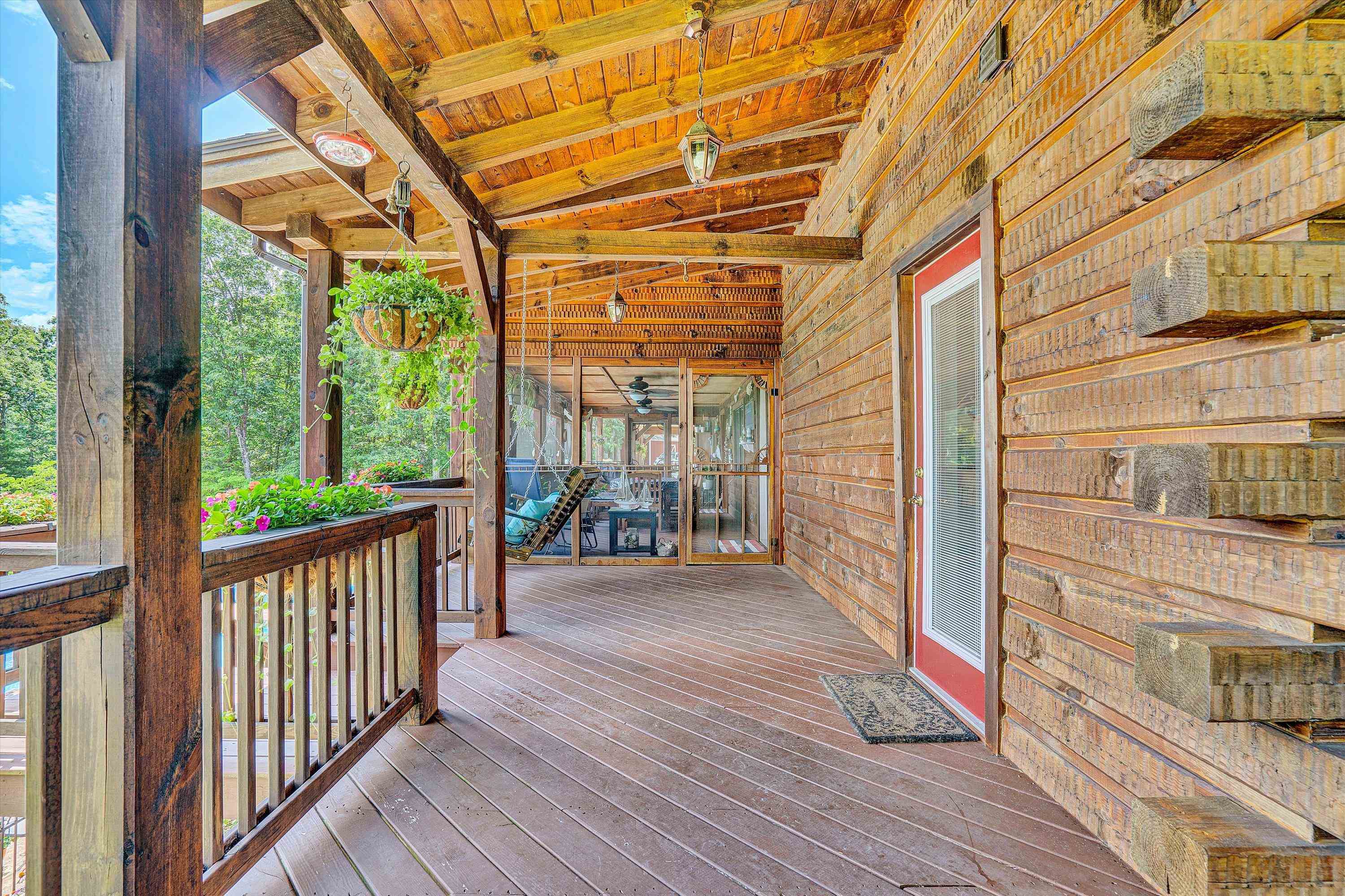 500 Jacksons Flat Common Covington VA 24426