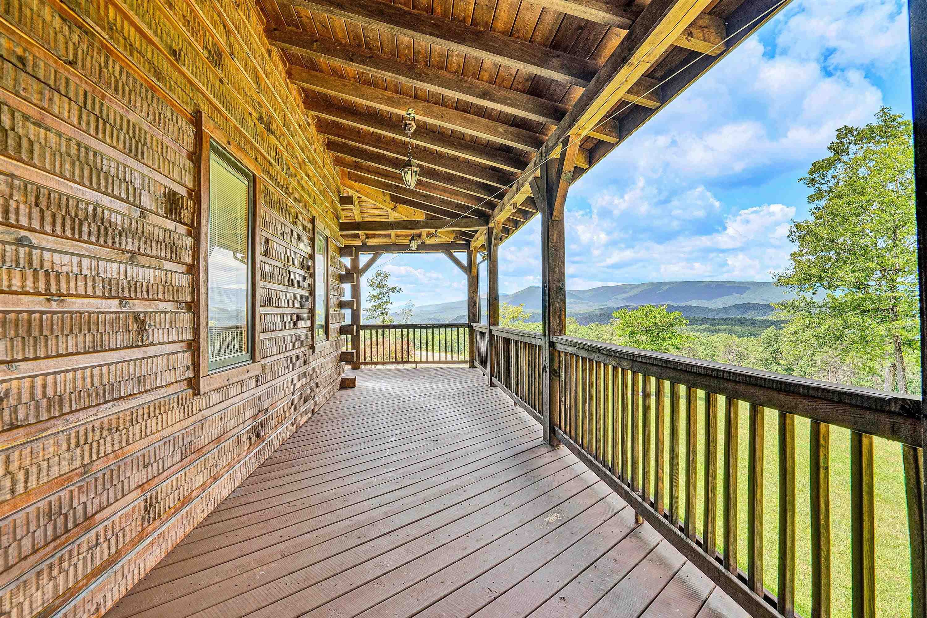 500 Jacksons Flat Common Covington VA 24426