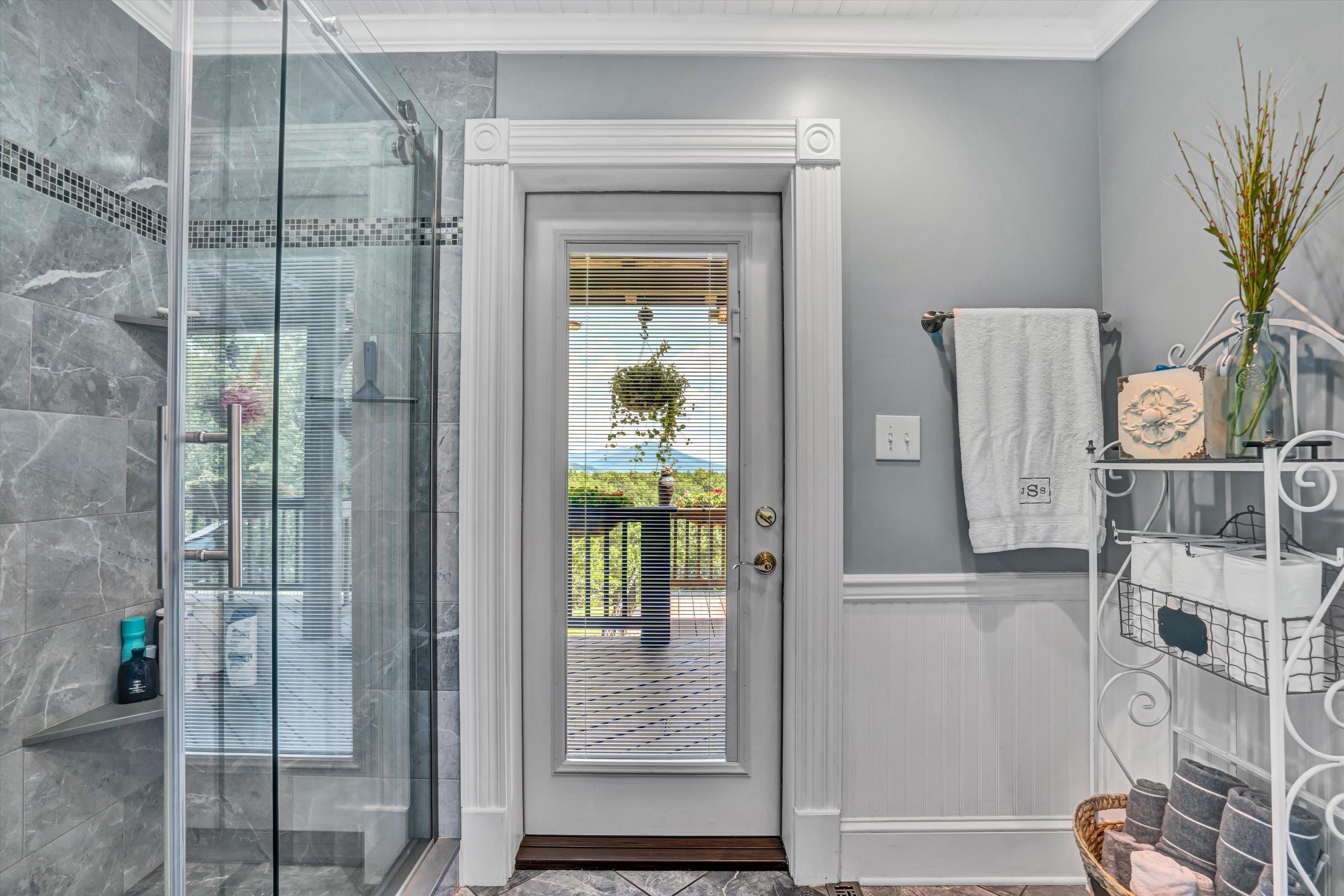 500 Jacksons Flat Common Covington VA 24426