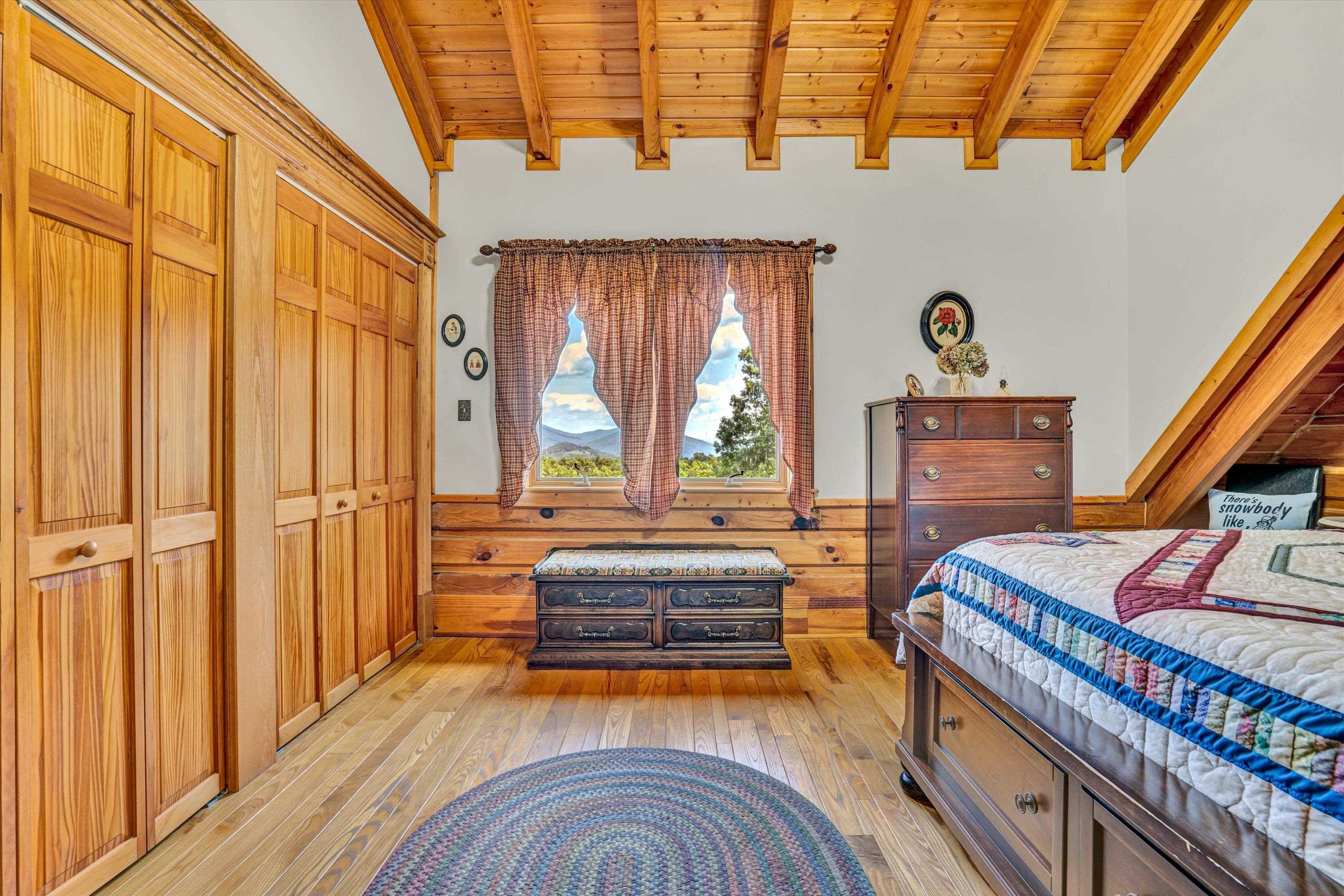 500 Jacksons Flat Common Covington VA 24426