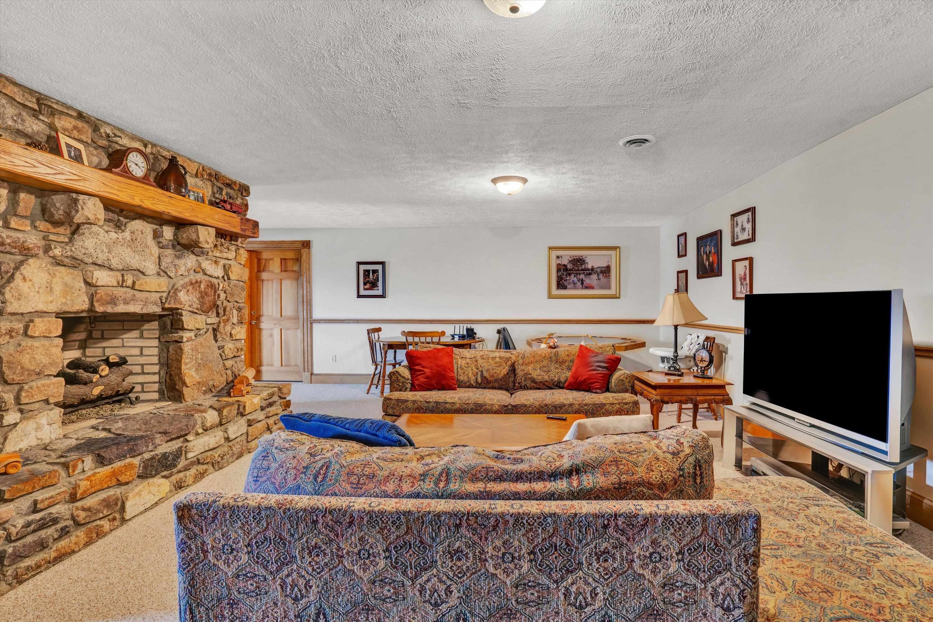 500 Jacksons Flat Common Covington VA 24426