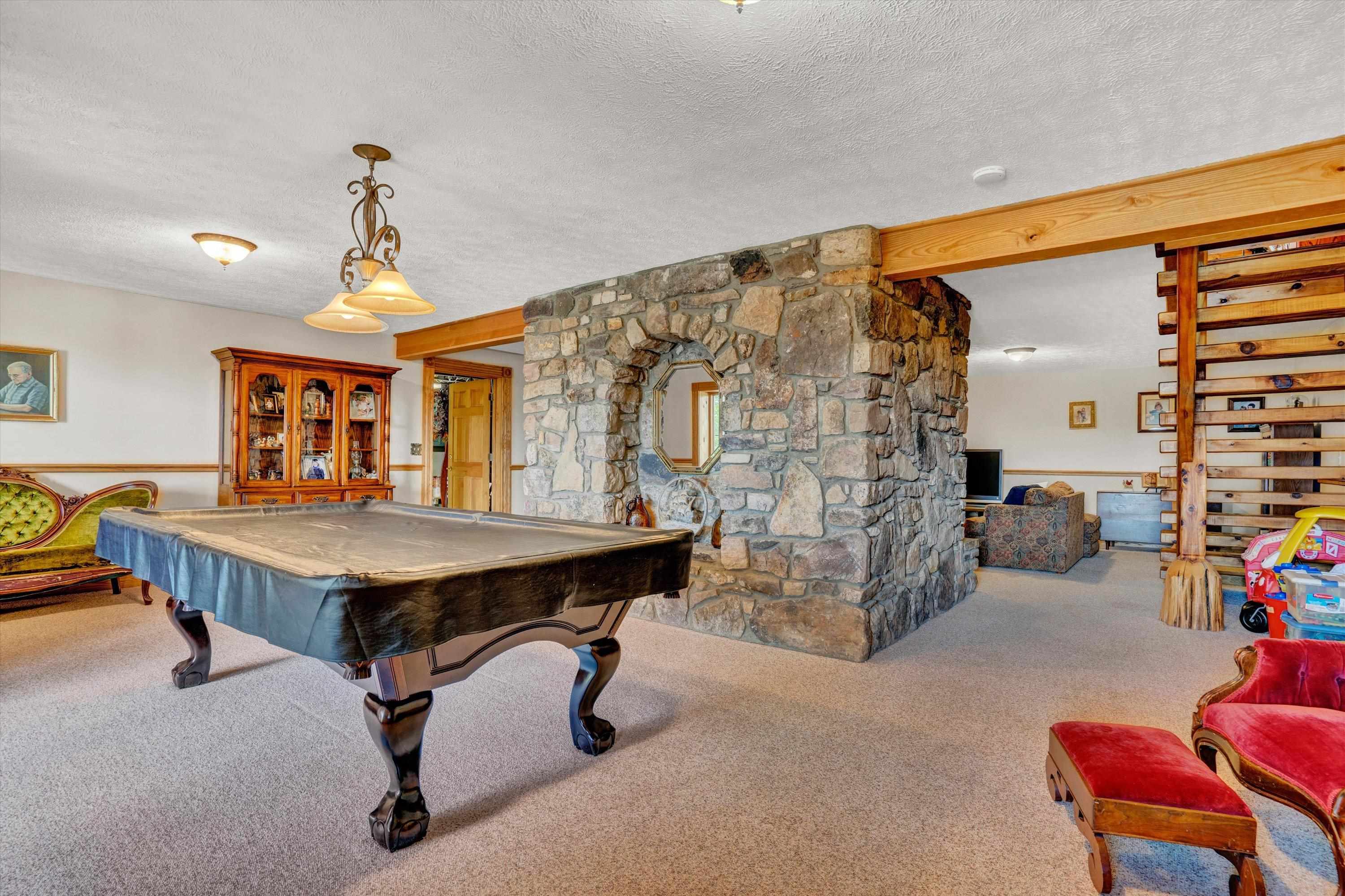 500 Jacksons Flat Common Covington VA 24426