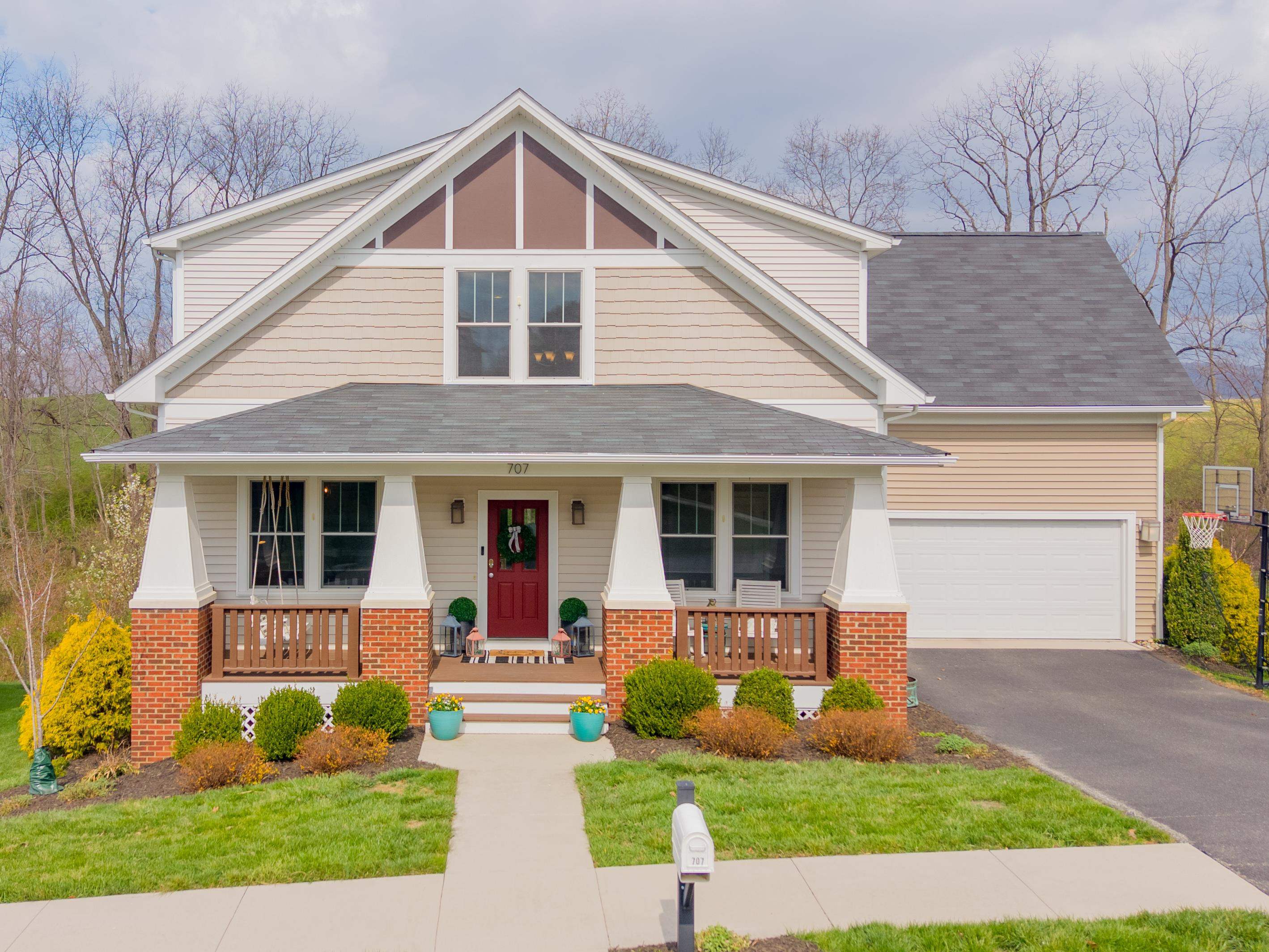 Blacksburg VA, 707 Village Way N