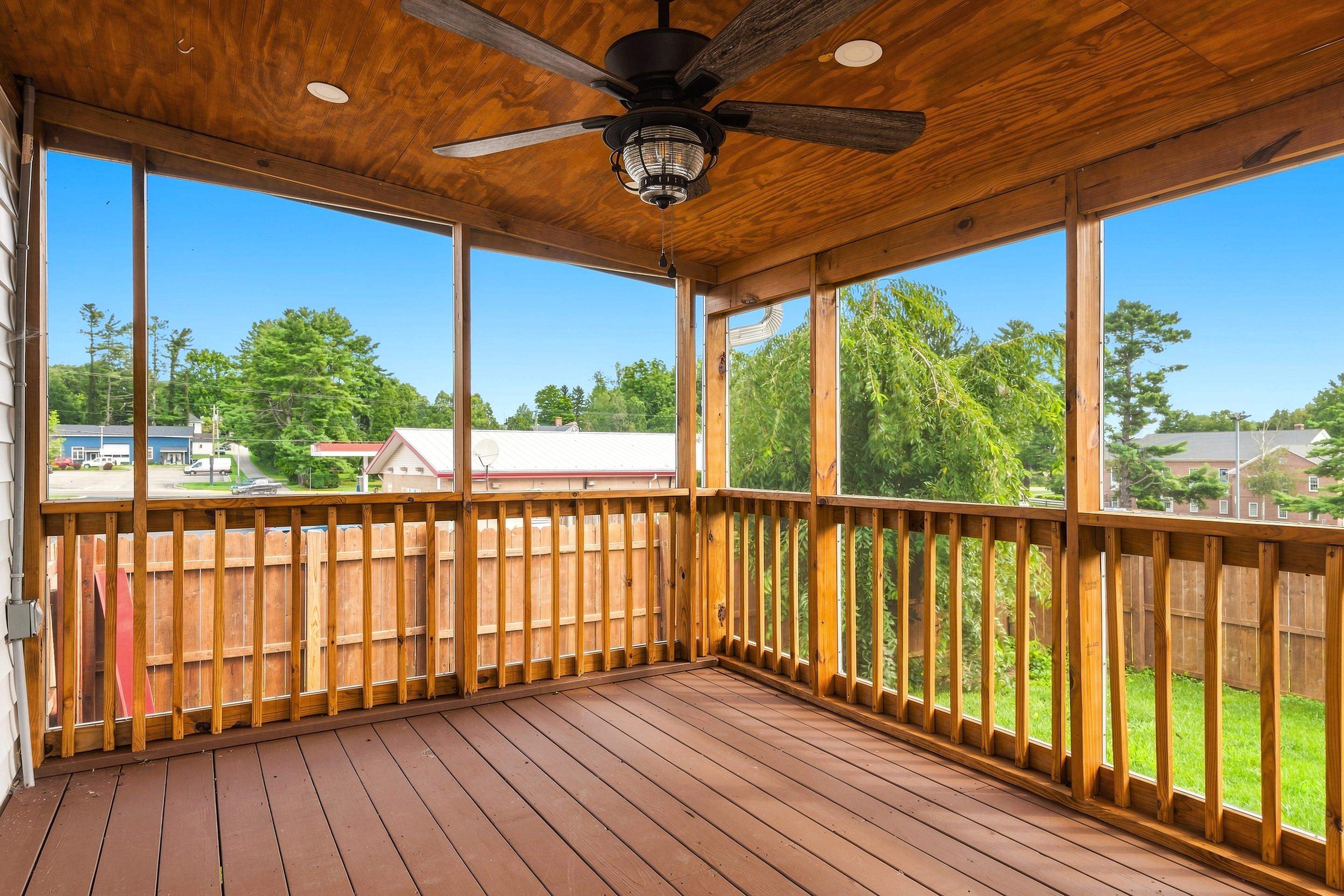 113 SE Howard Street SE Floyd VA 24091