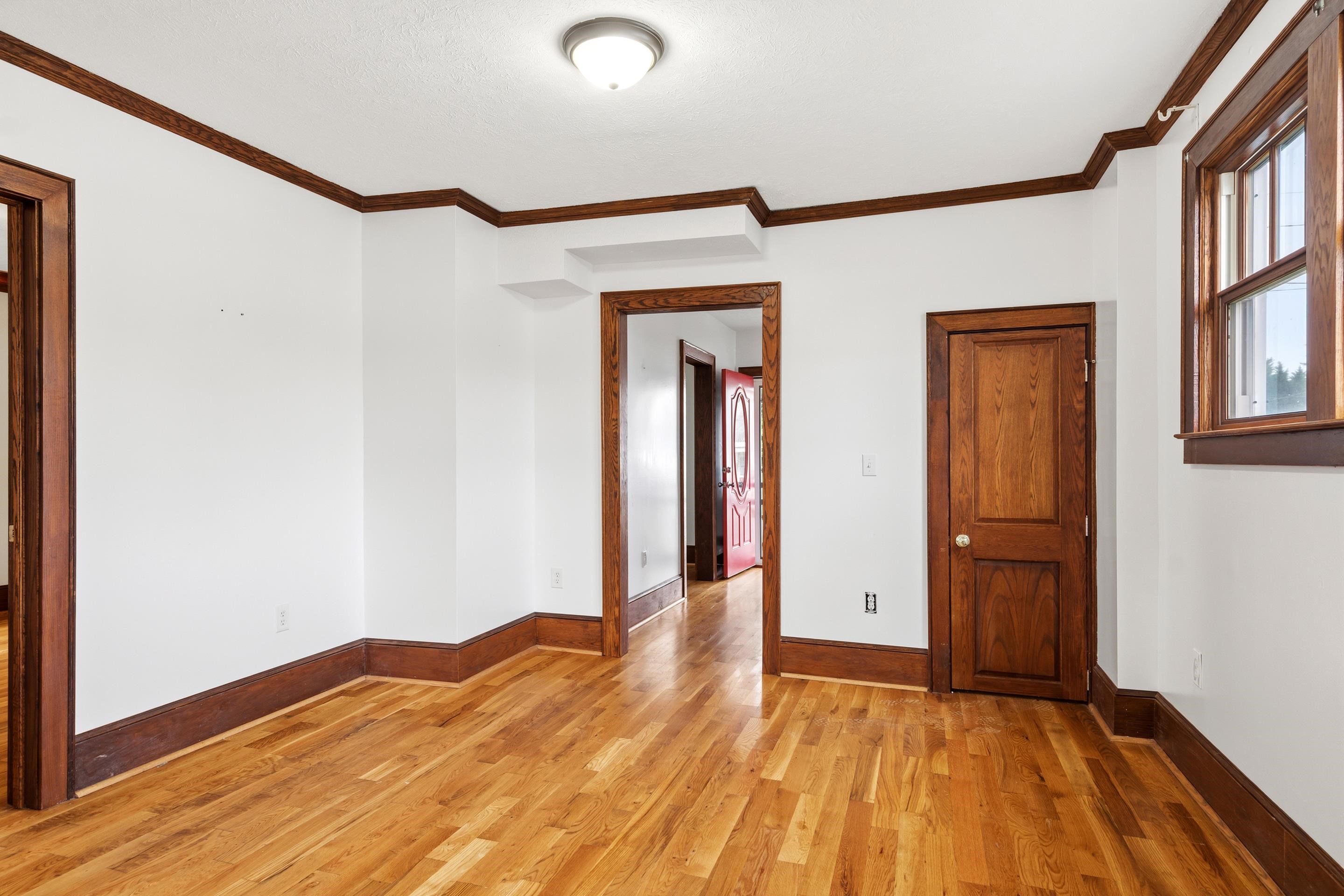 113 SE Howard Street SE Floyd VA 24091