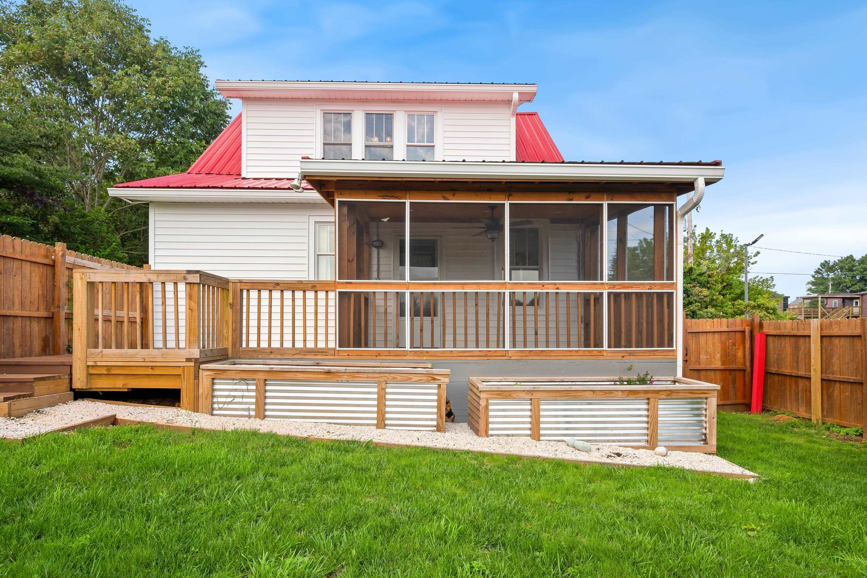 113 SE Howard Street SE Floyd VA 24091