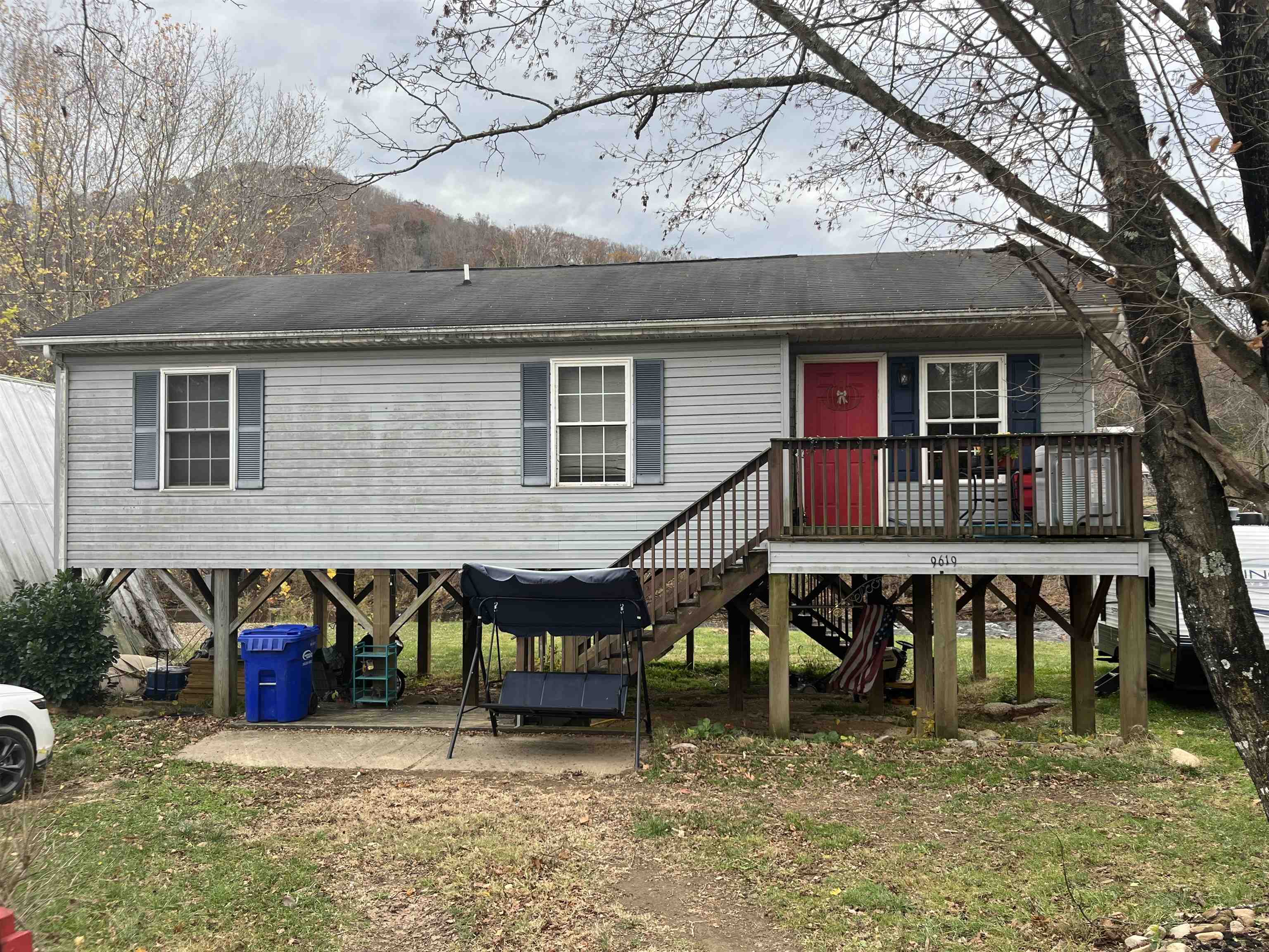 9619 Old Roanoke Road Elliston VA 24087