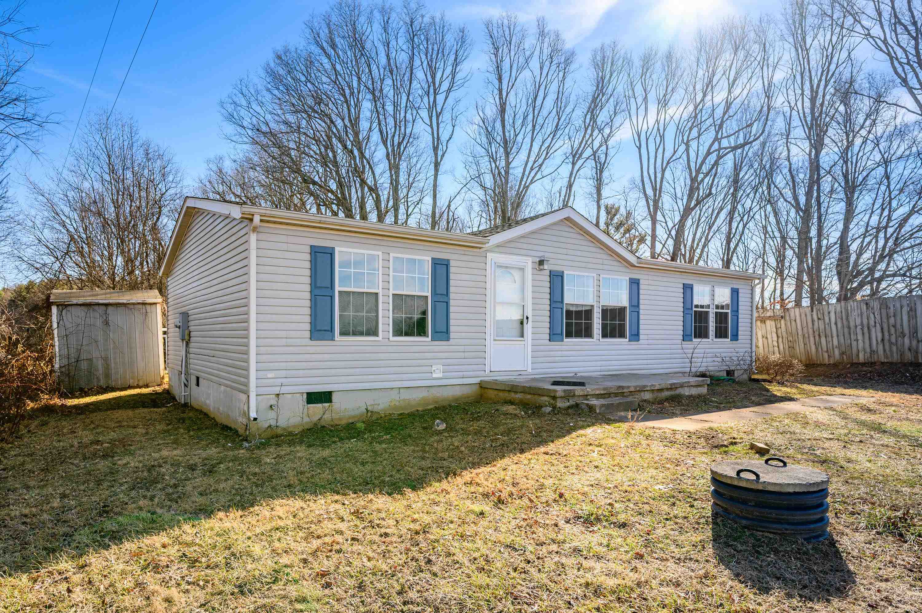 4414 Daniels Run Road NE Pilot VA 24138
