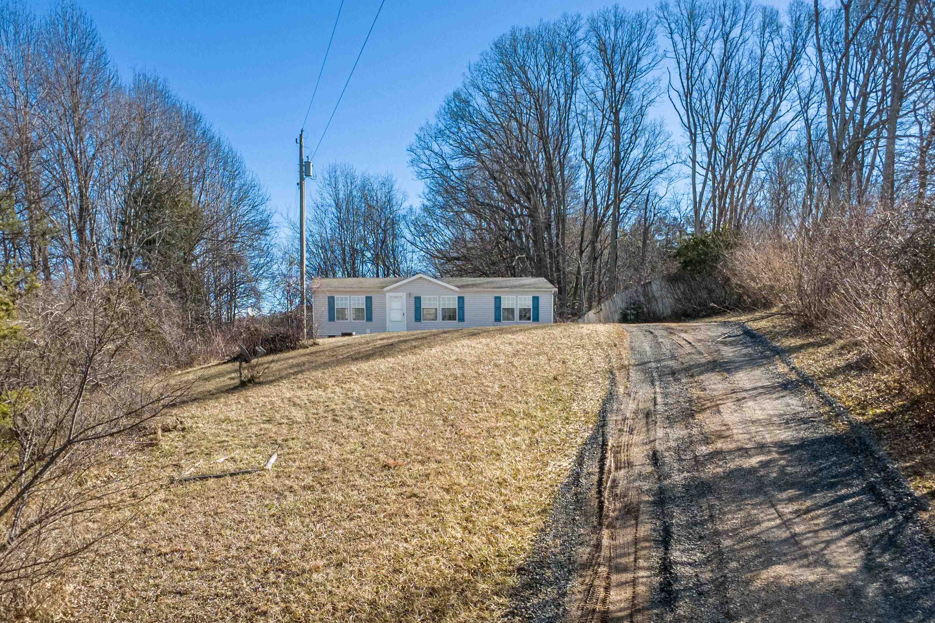 4414 Daniels Run Road NE Pilot VA 24138