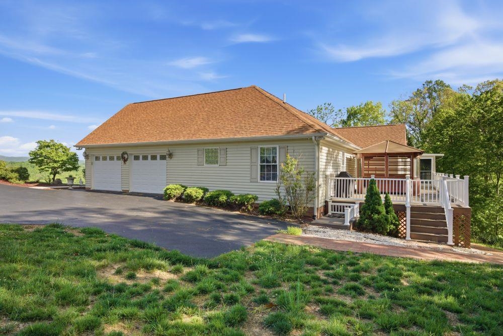 336 Riverbend Drive Pearisburg VA 24134