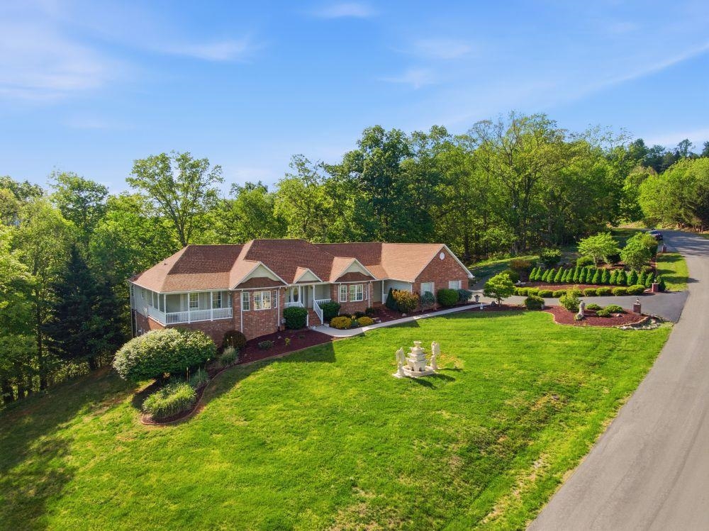 336 Riverbend Drive Pearisburg VA 24134