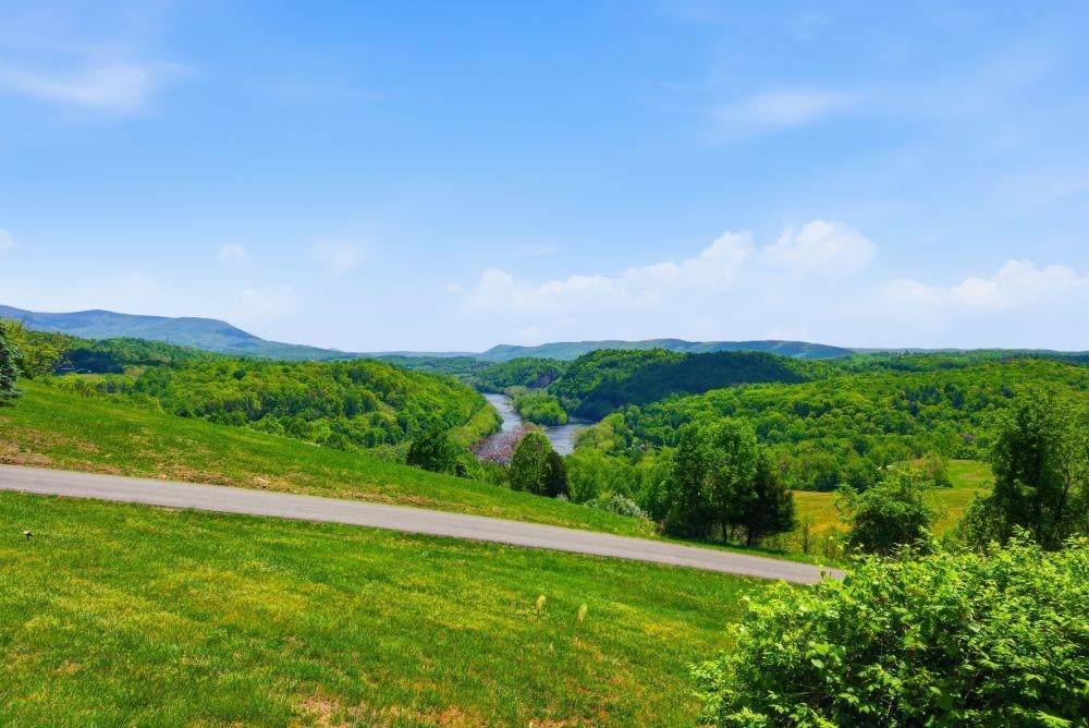 336 Riverbend Drive Pearisburg VA 24134