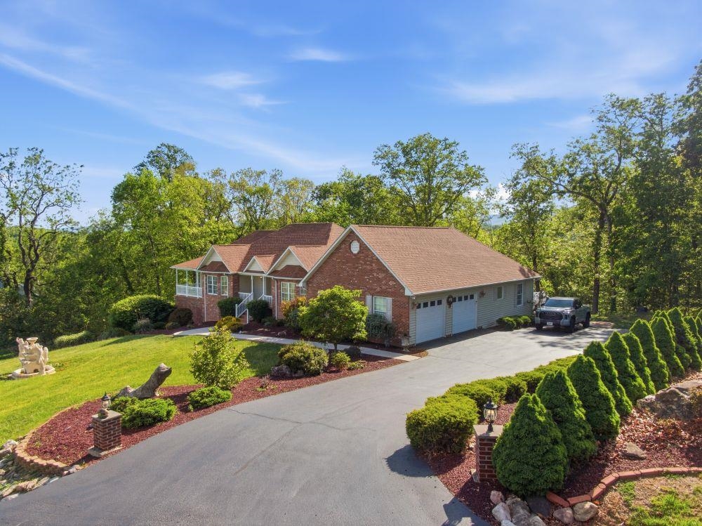 336 Riverbend Drive Pearisburg VA 24134
