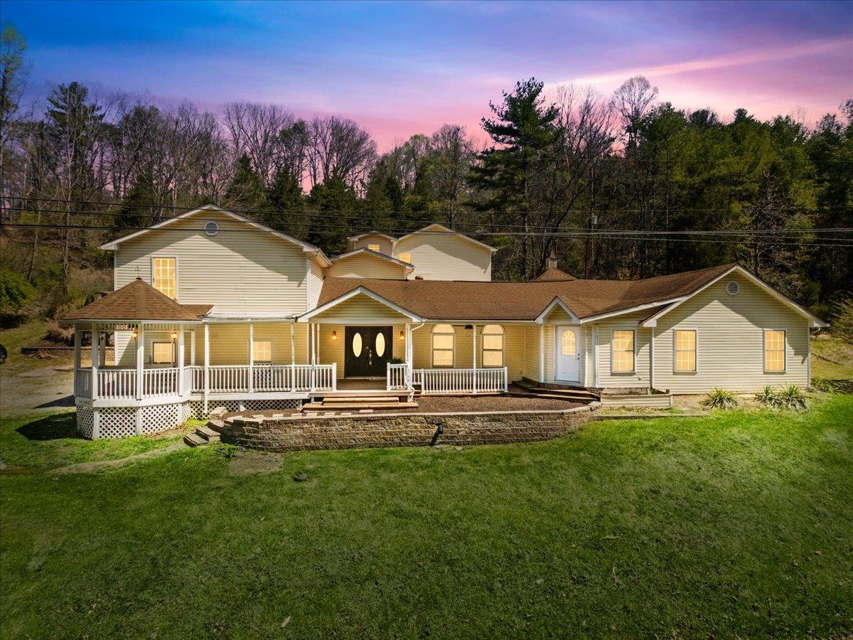 6544 Owens Road Radford VA 24141