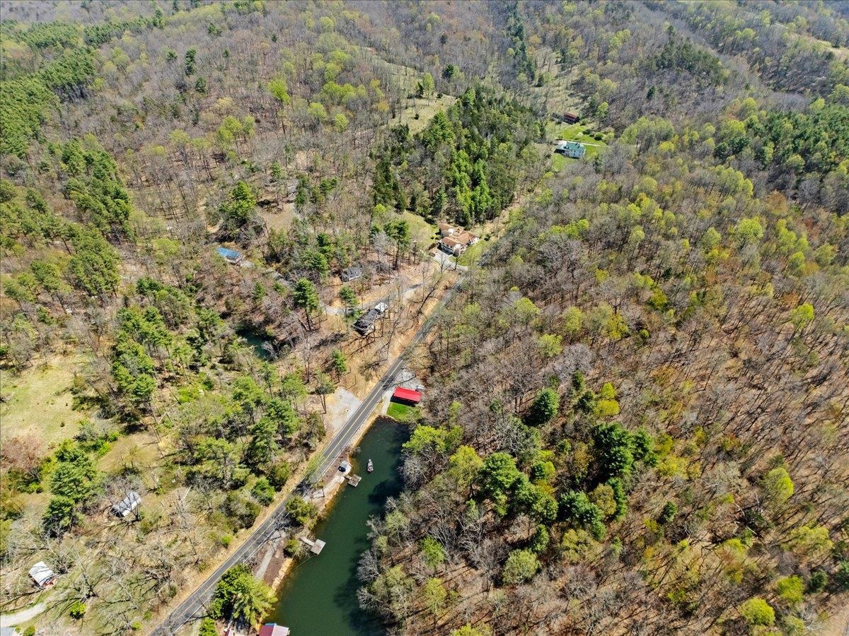 6544 Owens Road Radford VA 24141