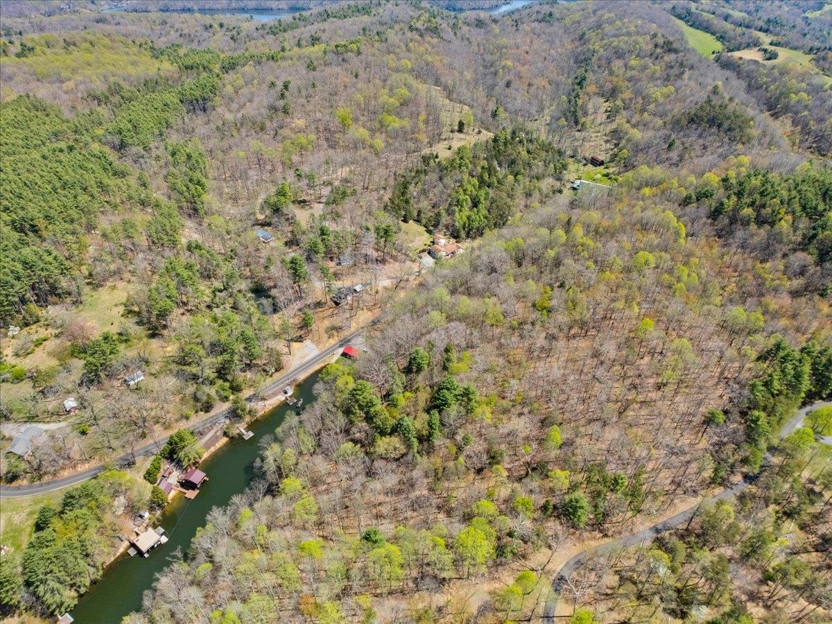 6544 Owens Road Radford VA 24141