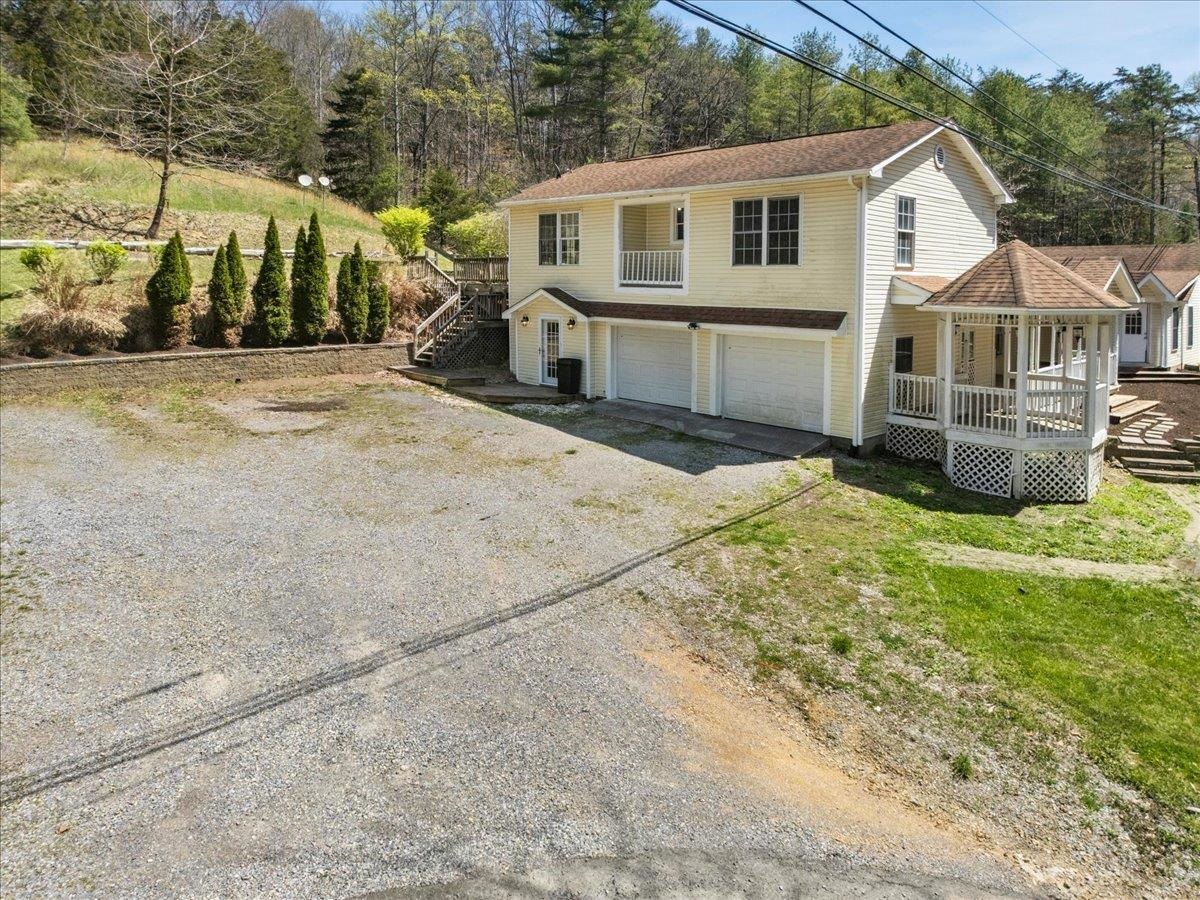 6544 Owens Road Radford VA 24141