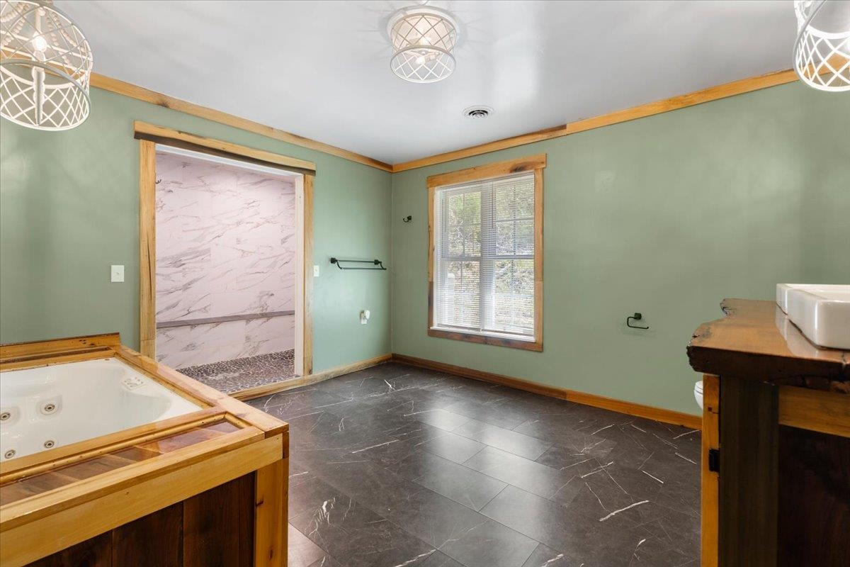6544 Owens Road Radford VA 24141