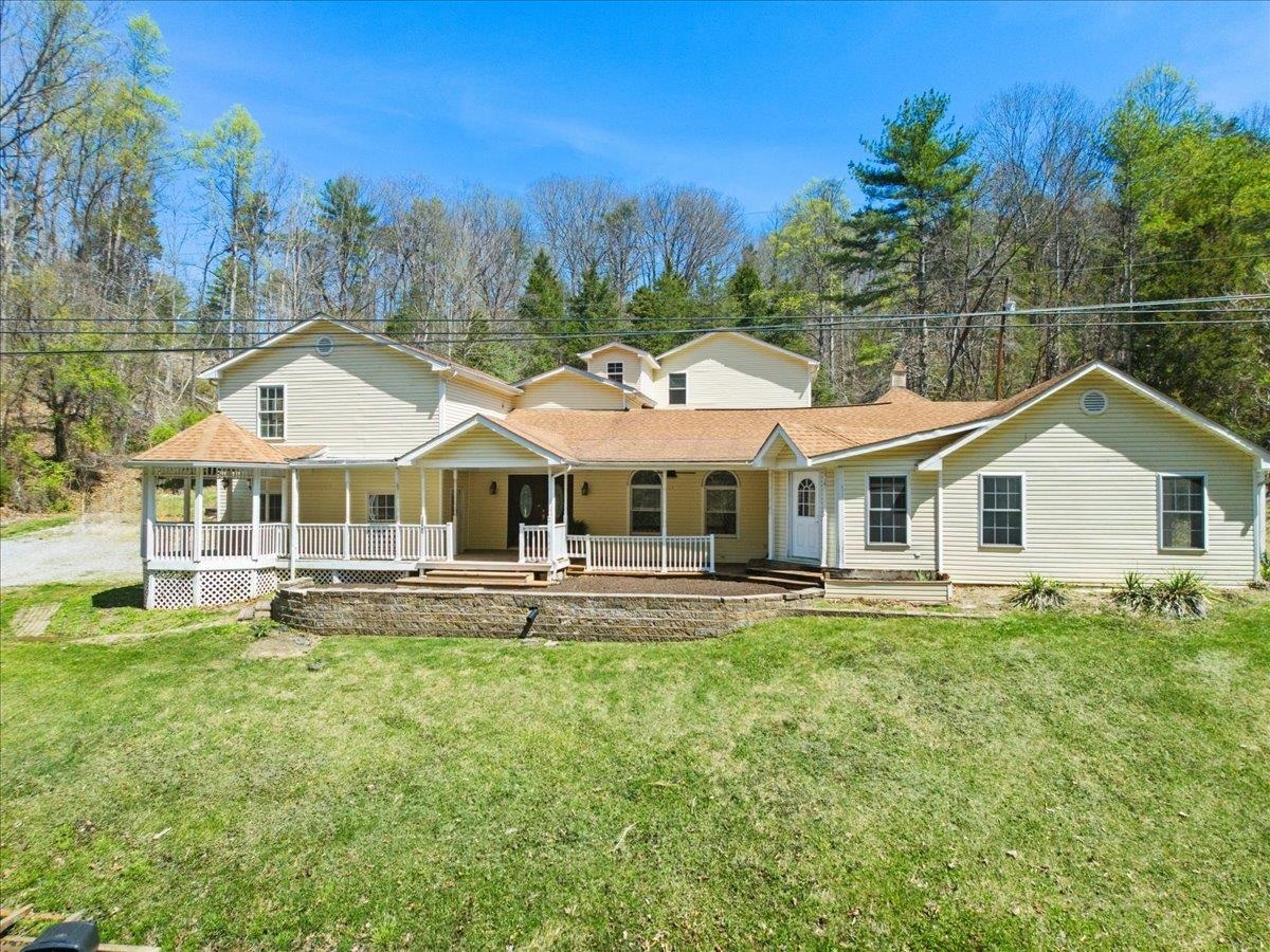 6544 Owens Road Radford VA 24141