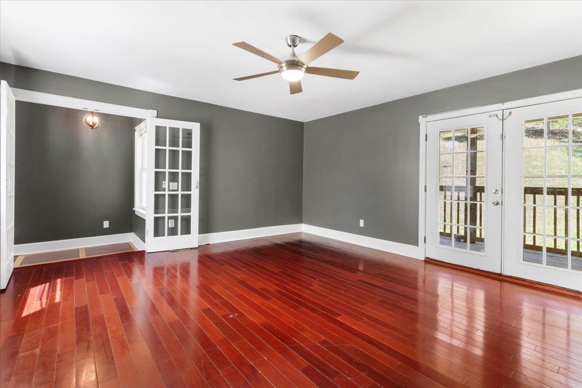 6544 Owens Road Radford VA 24141