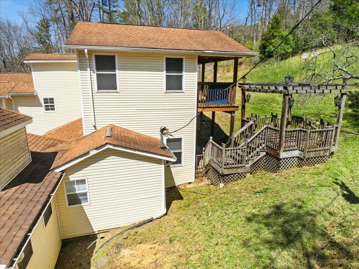 6544 Owens Road Radford VA 24141