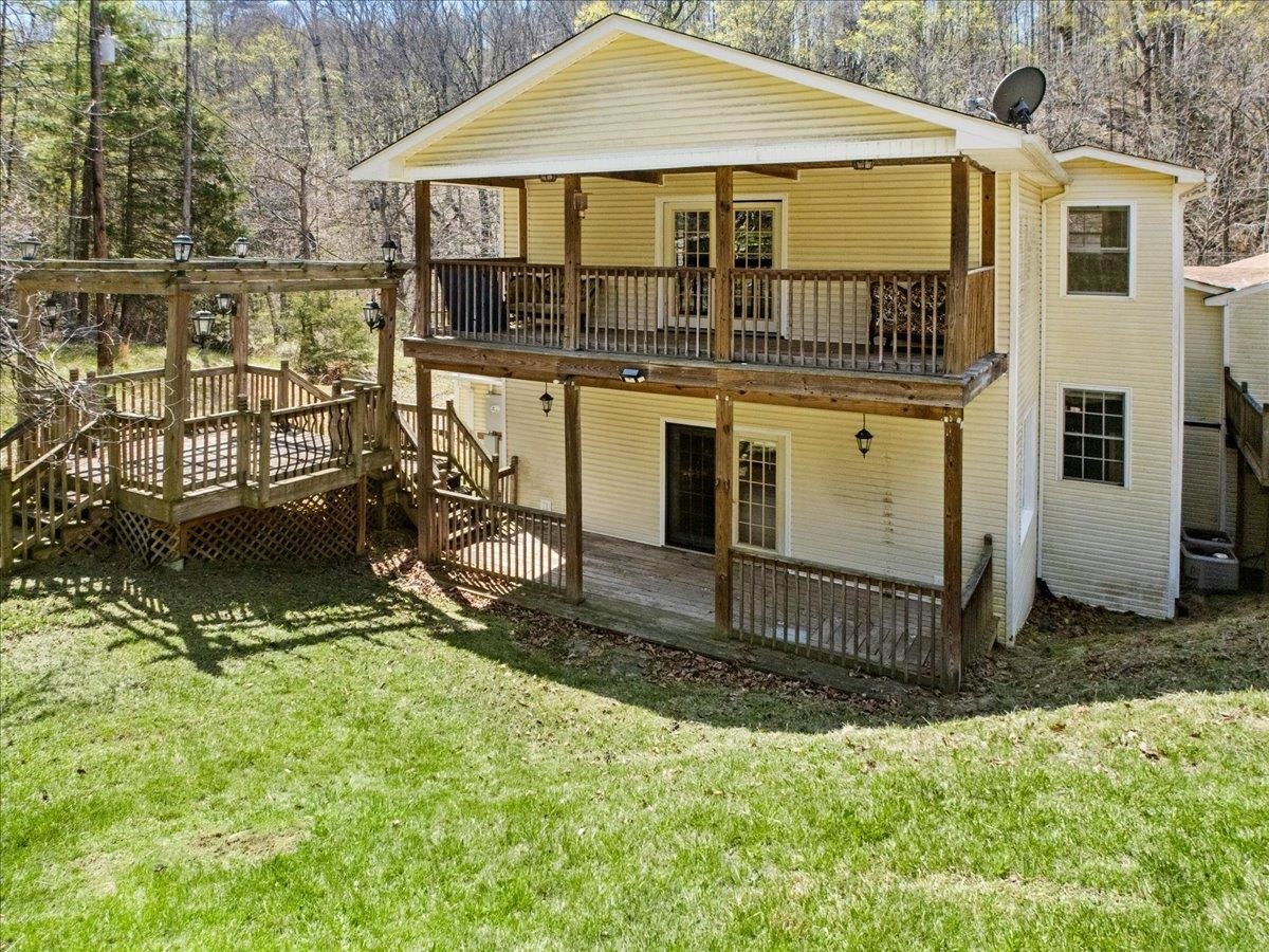 6544 Owens Road Radford VA 24141