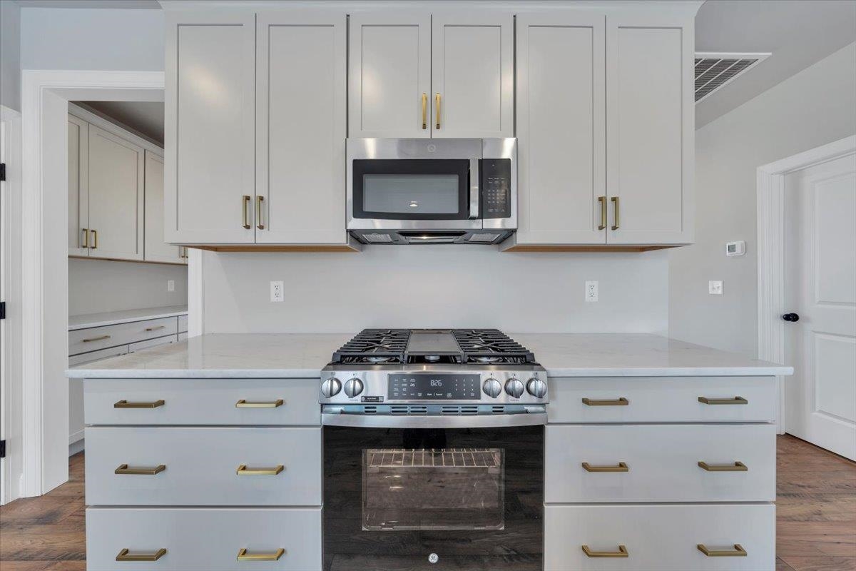 1731 Kyles Way Blacksburg VA 24060