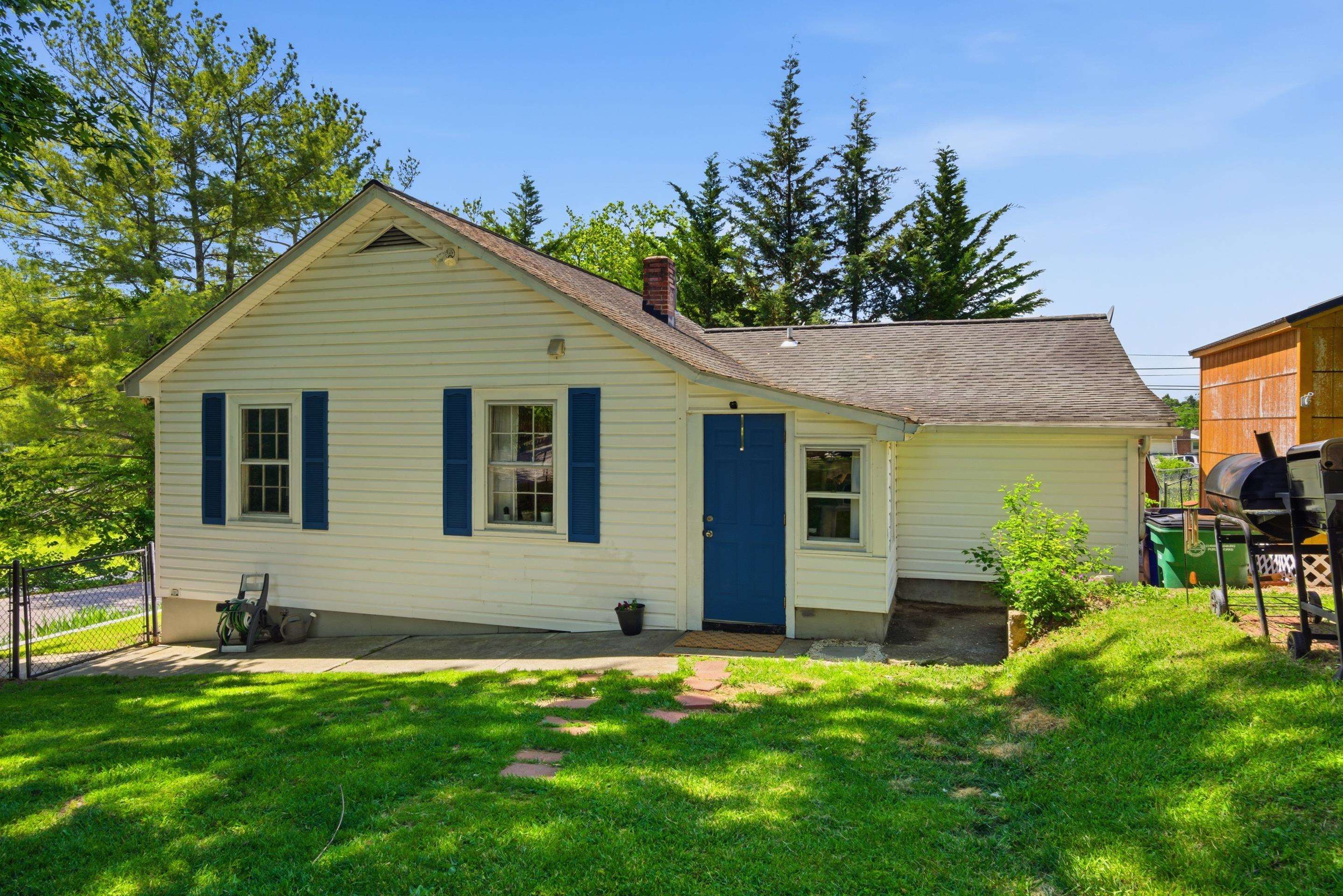 220 Mitchell Street Christiansburg VA 24073