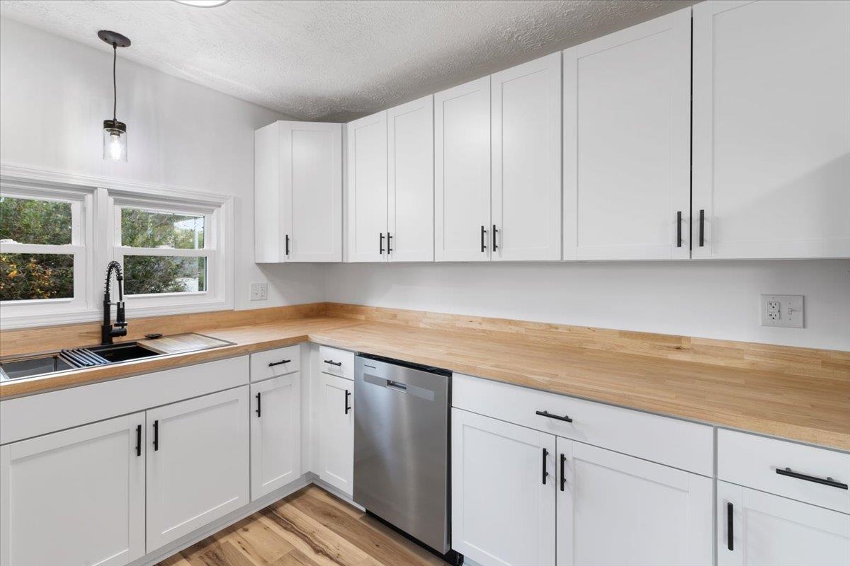 107 Ferry Court Pulaski VA 24301