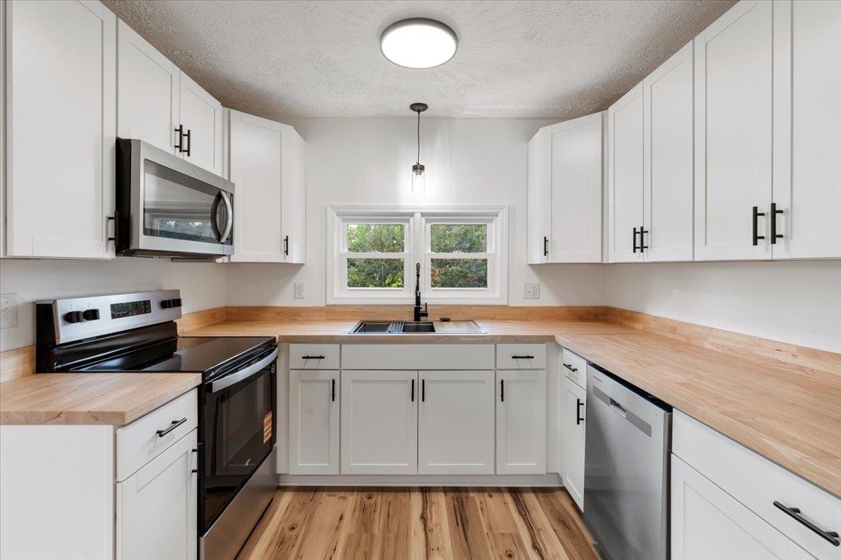 107 Ferry Court Pulaski VA 24301