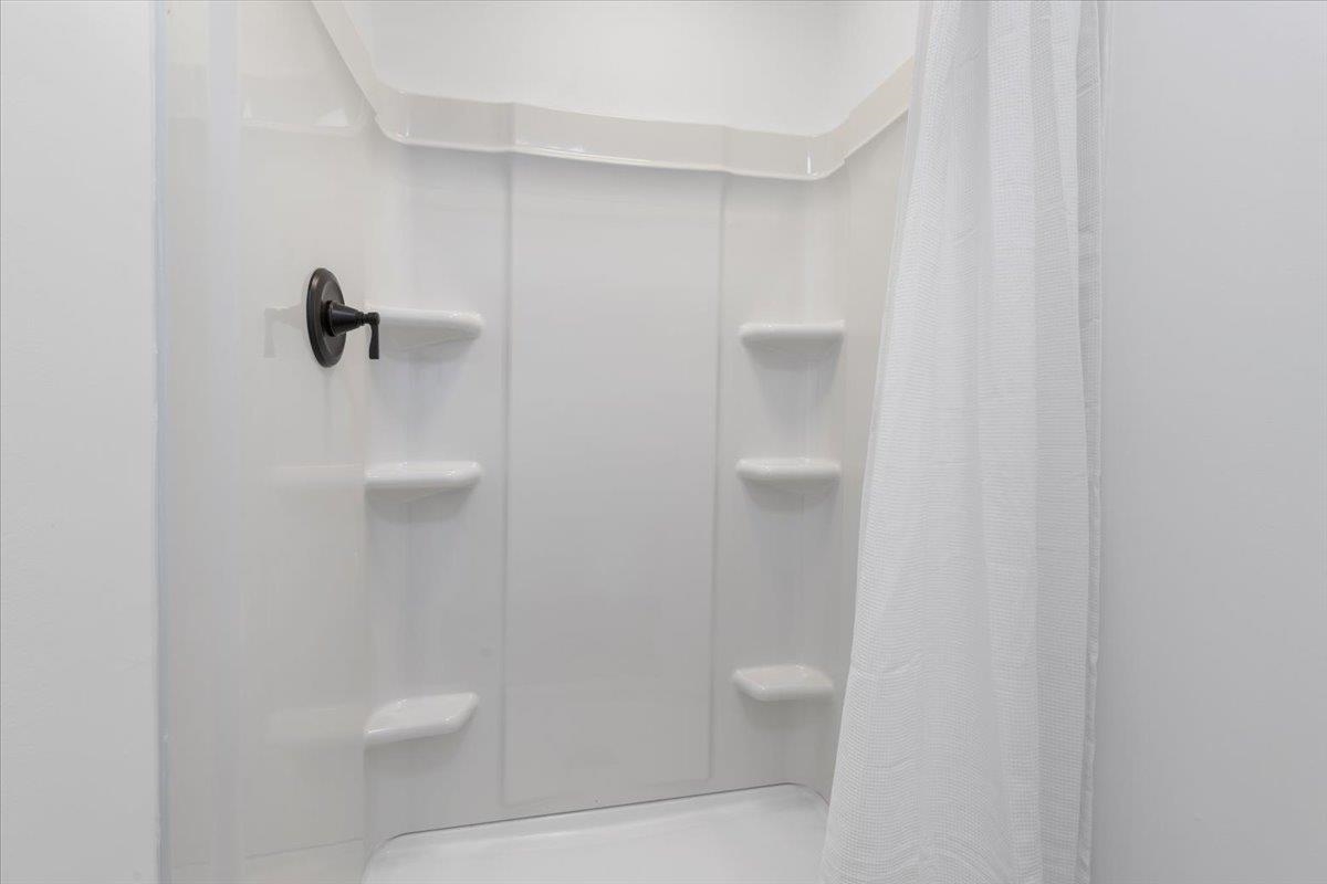 107 Ferry Court Pulaski VA 24301