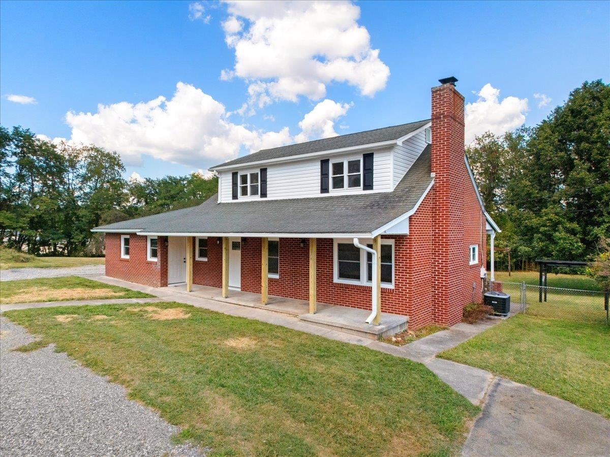 107 Ferry Court Pulaski VA 24301