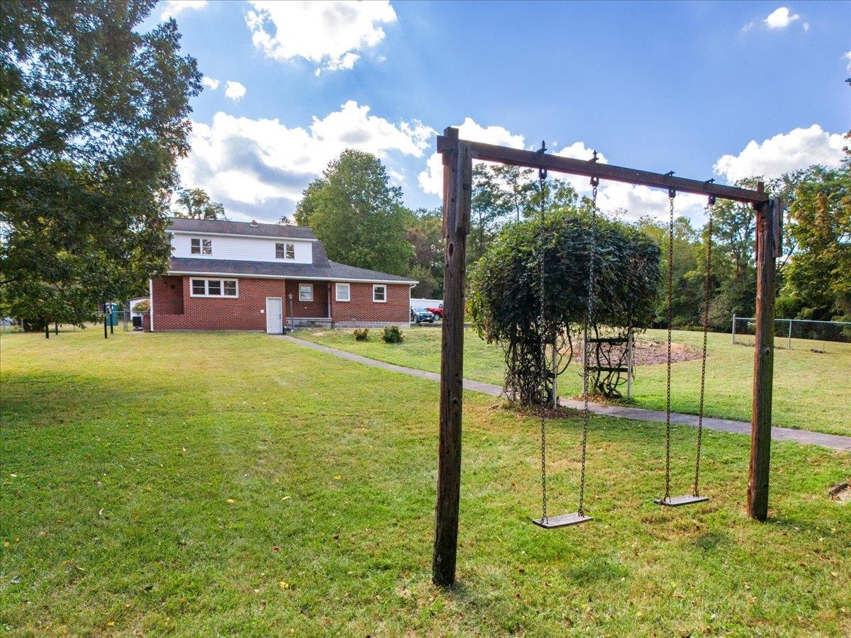 107 Ferry Court Pulaski VA 24301