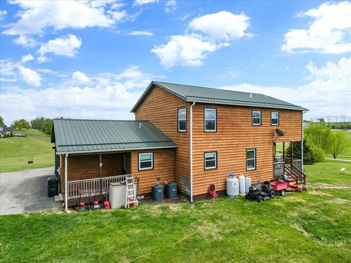 6497 Ruebush Road Dublin VA 24084