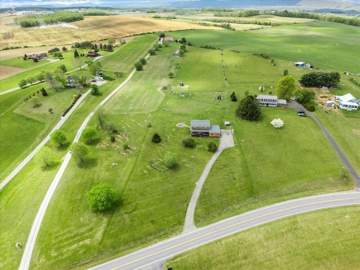 6497 Ruebush Road Dublin VA 24084