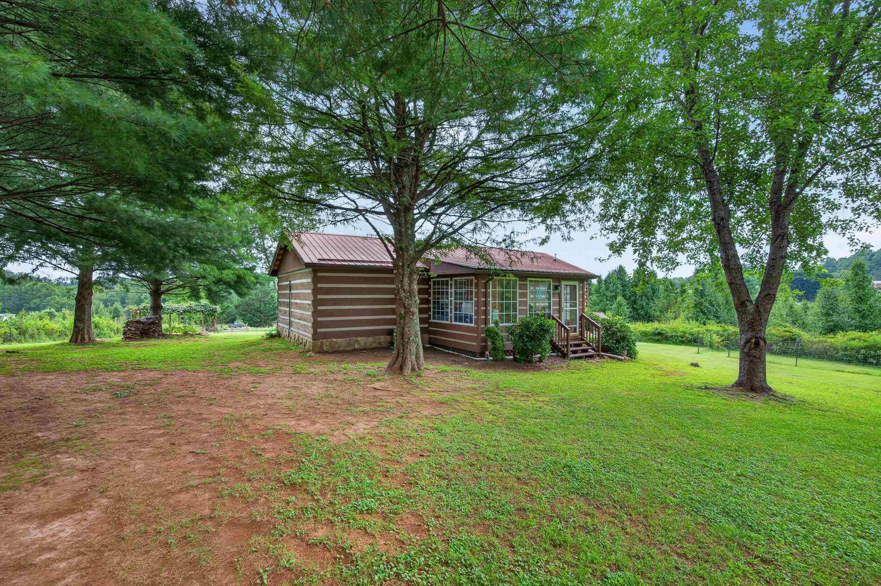 85 Volunteer Ridge Trail Hillsville VA 24343