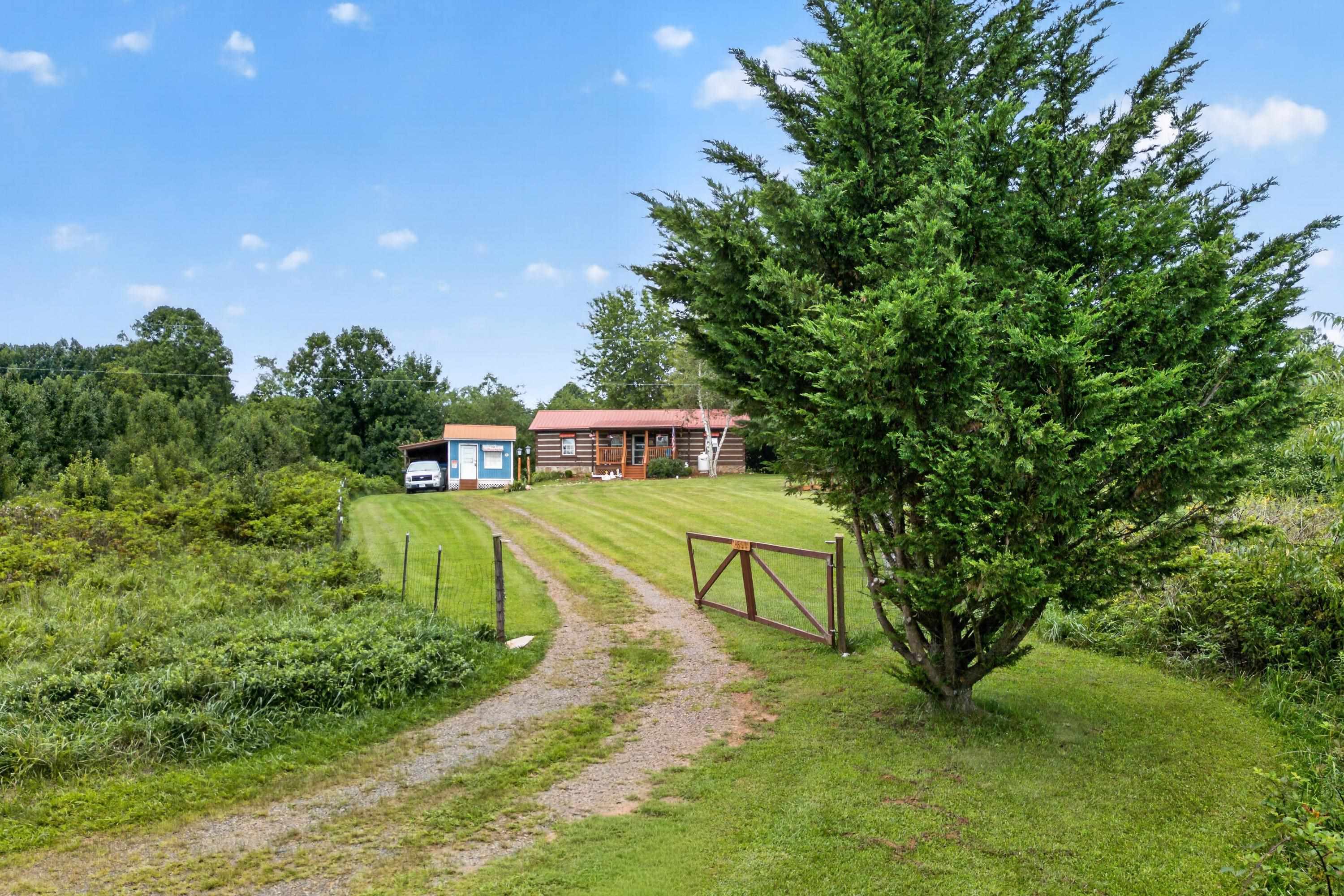 85 Volunteer Ridge Trail Hillsville VA 24343