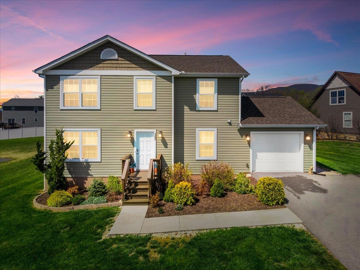 152 Prairie View Lane Pembroke VA 24136