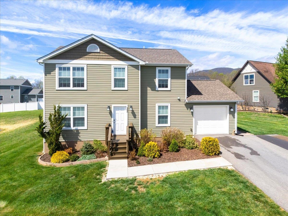 152 Prairie View Lane Pembroke VA 24136