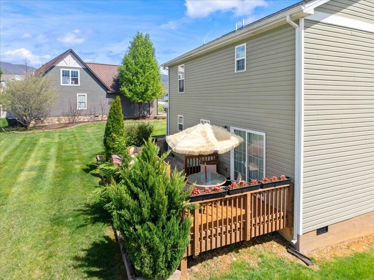 152 Prairie View Lane Pembroke VA 24136
