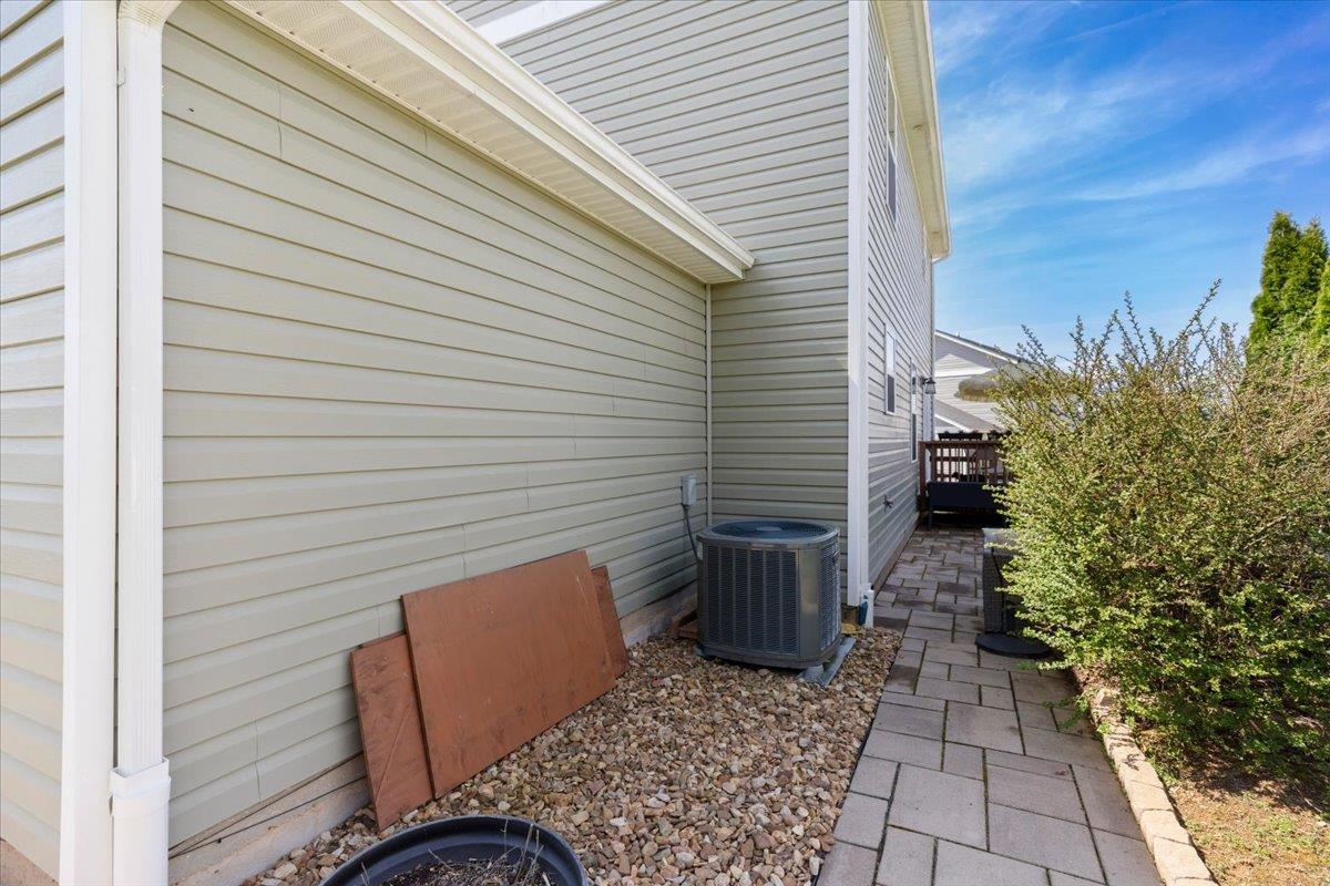 152 Prairie View Lane Pembroke VA 24136