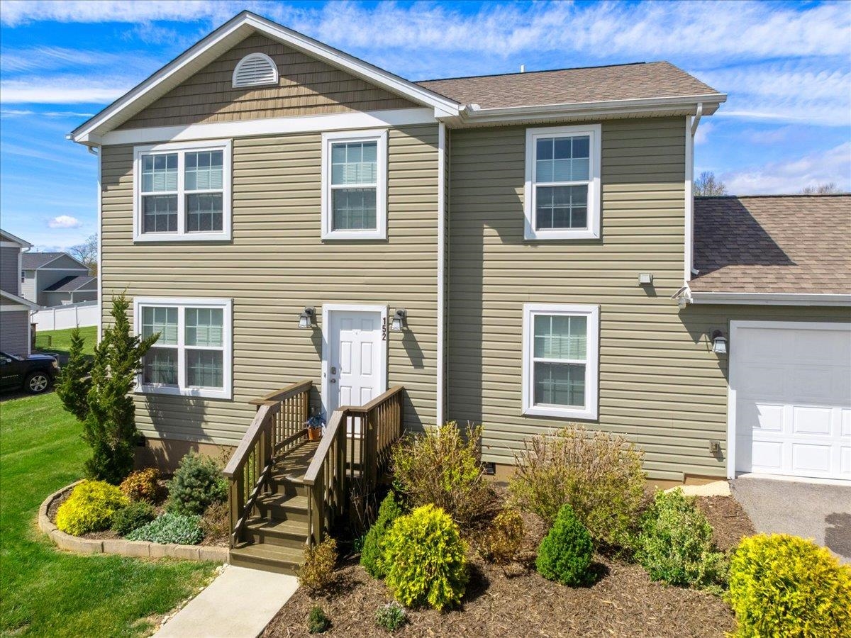 152 Prairie View Lane Pembroke VA 24136